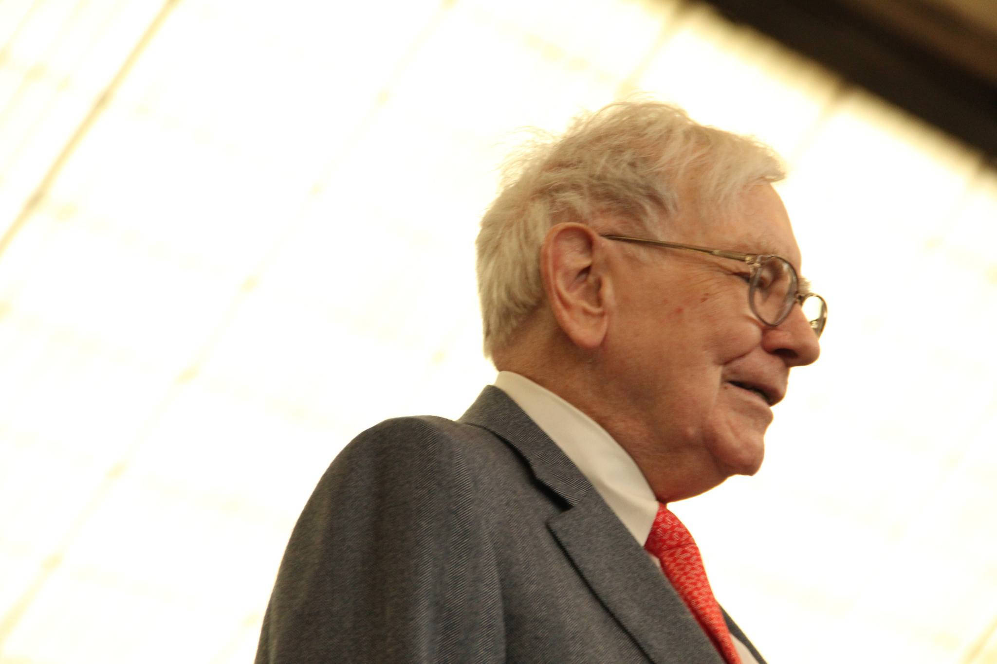 Warren Buffett, side profile, white hair, Full HD Desktop Wallpaper