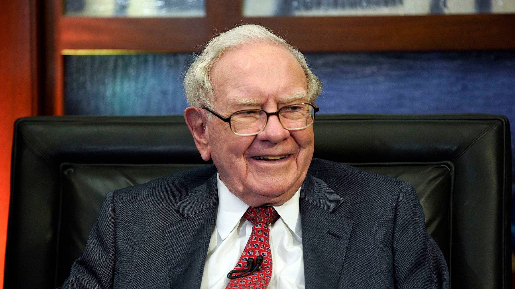 Warren Buffett, black leather chair, dark suit, HD Desktop Wallpaper