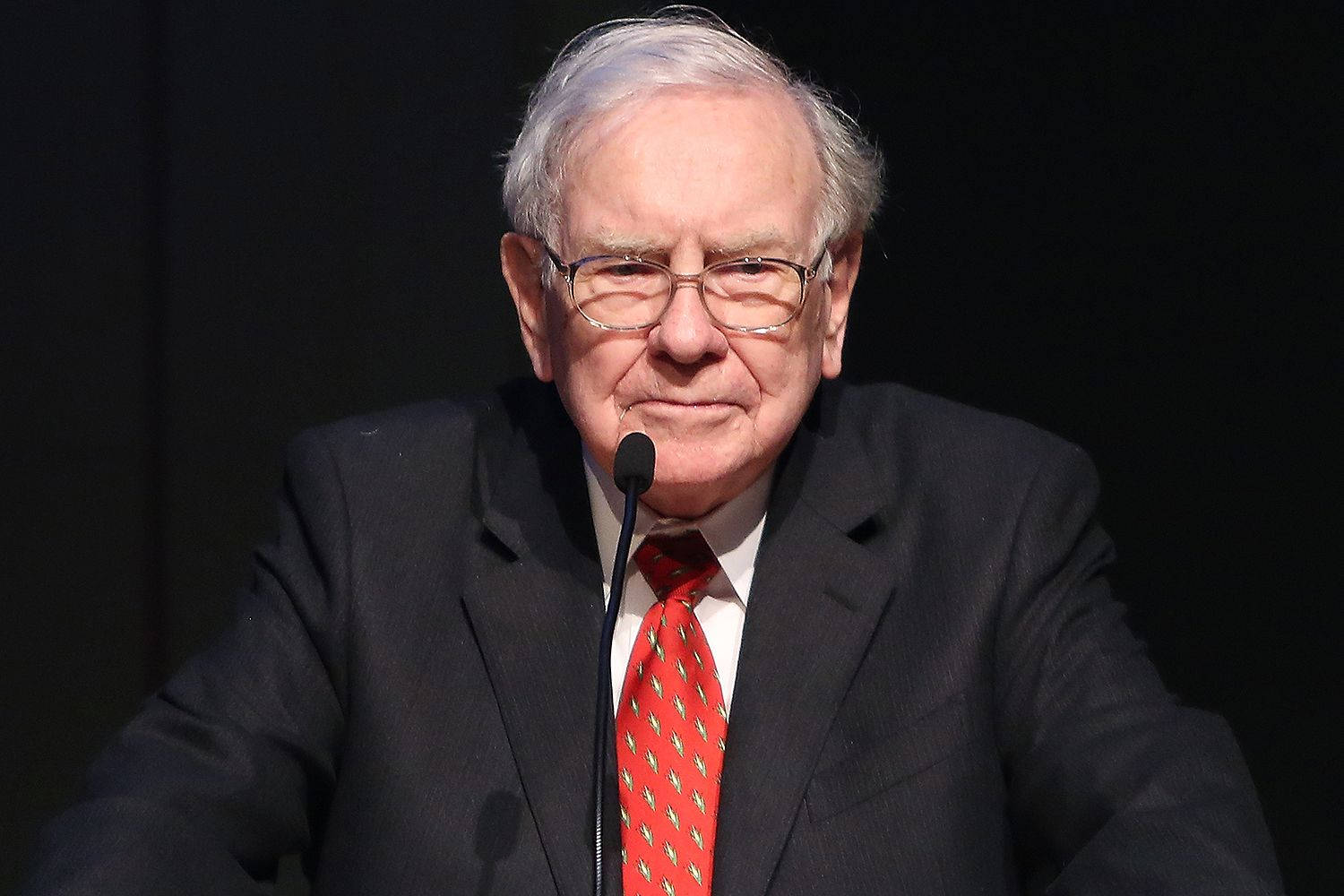 Warren Buffett, dark suit, red patterned tie, HD Desktop Wallpaper