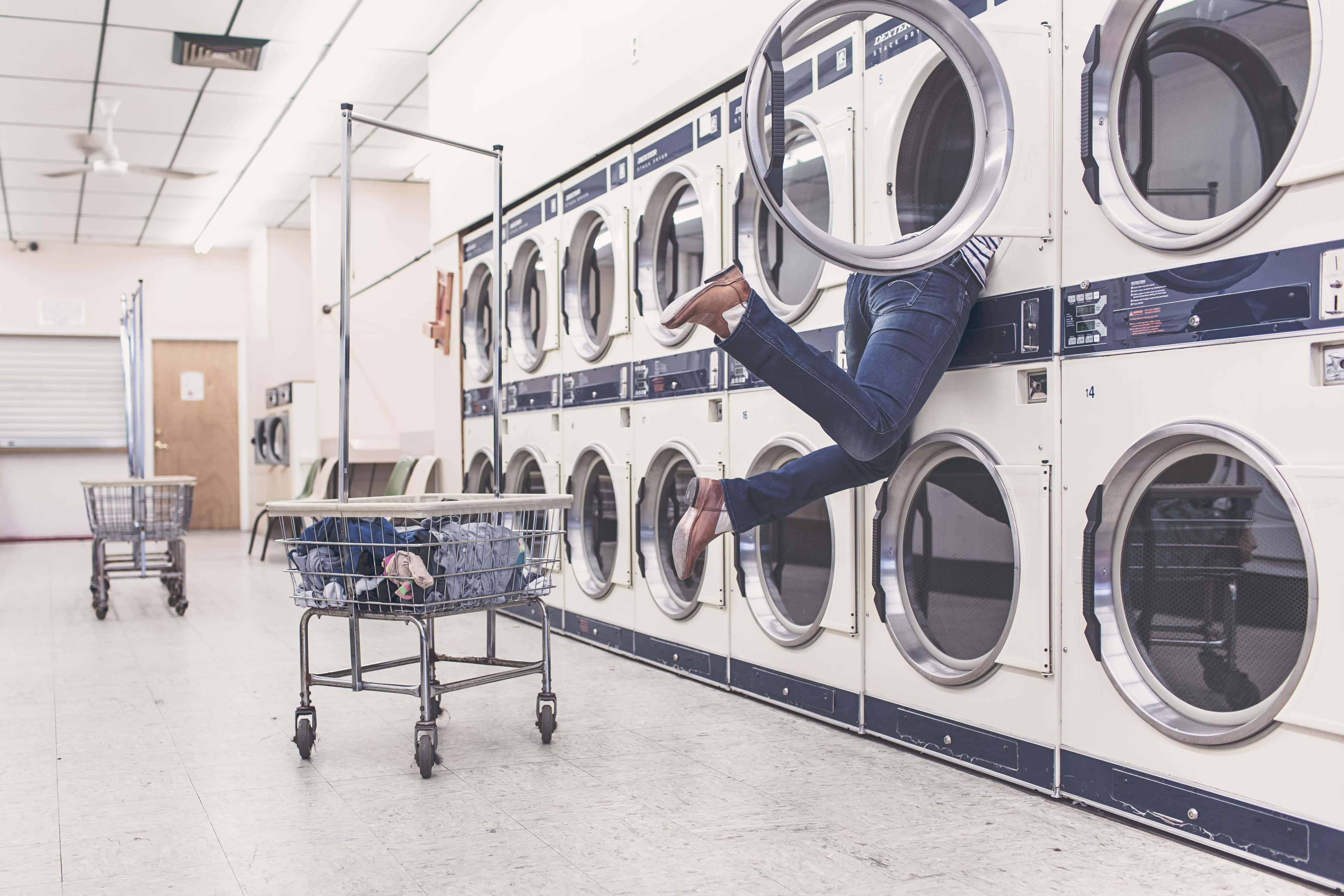 laundromat, industrial washing machines, stacked, 4K Desktop Wallpaper