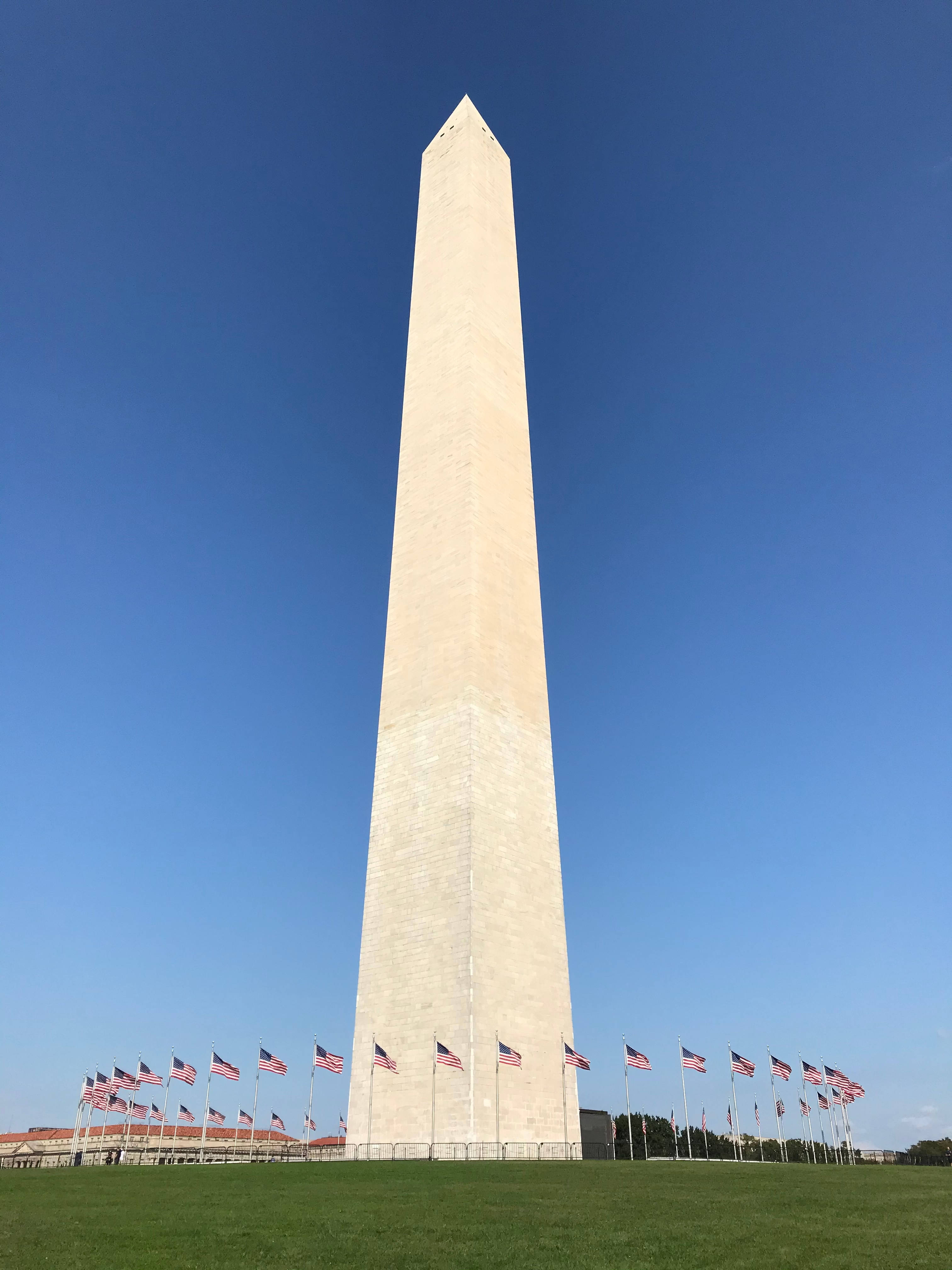 Washington Monument, clear blue sky, American flags, 4K Phone Wallpaper