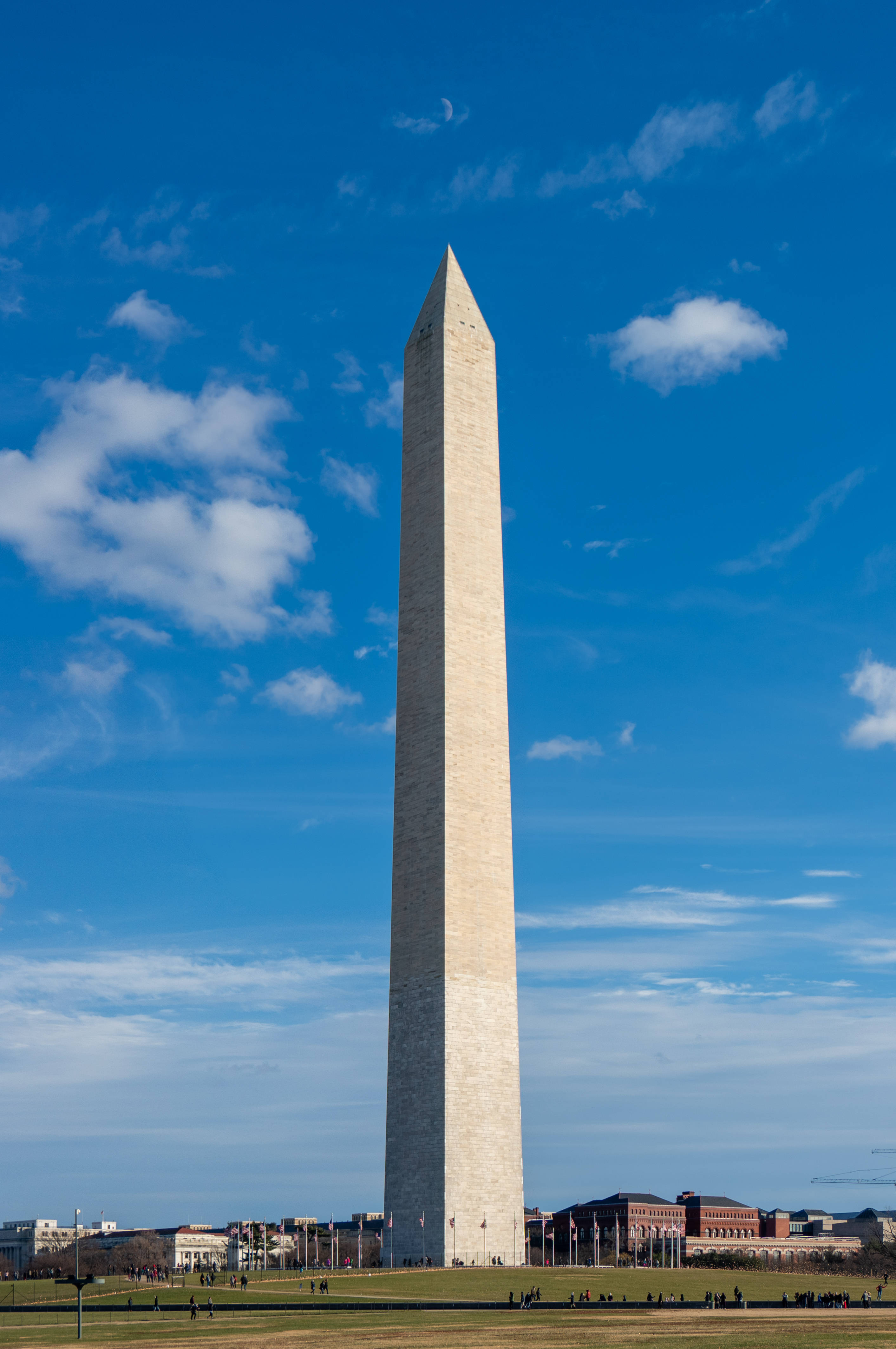 Washington Monument, blue sky, white clouds, 4K Phone Wallpaper