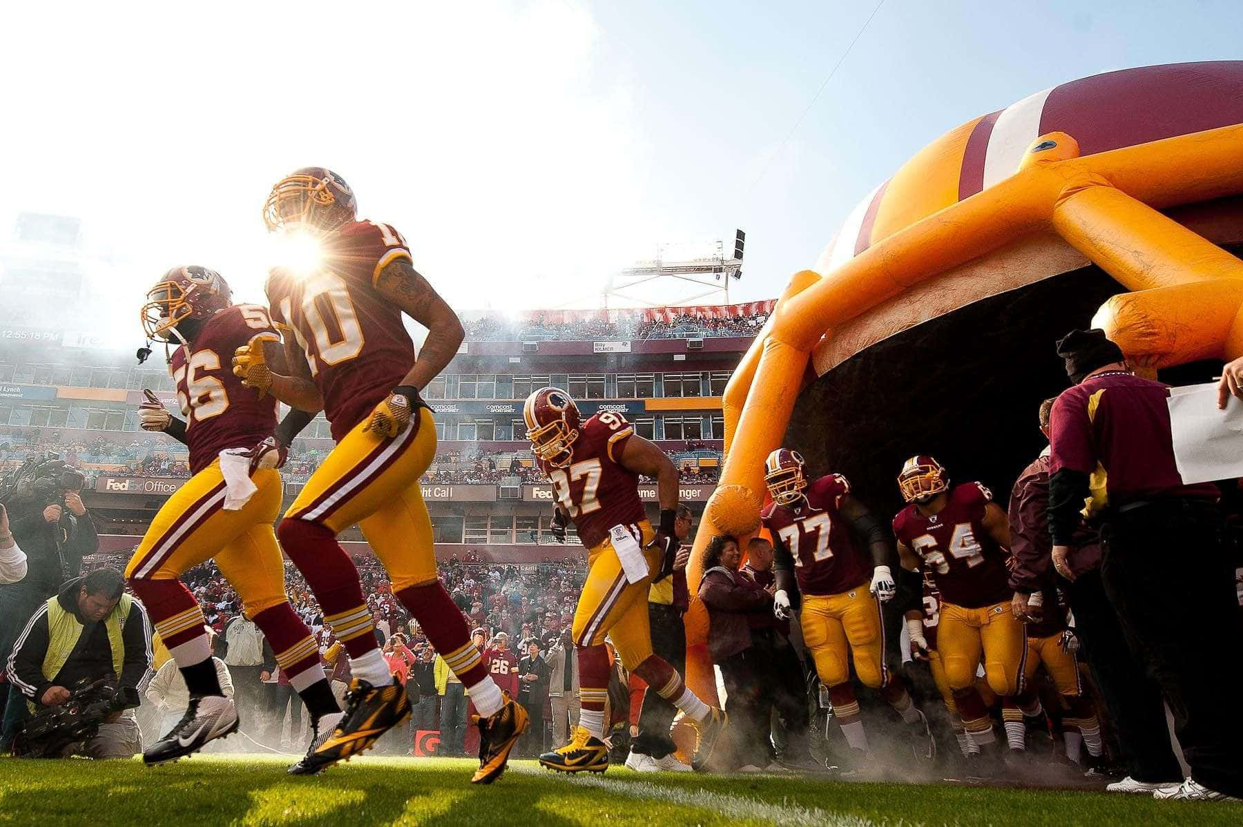 Washington Redskins, maroon and gold uniforms, inflatable tunnel, HD Desktop Wallpaper