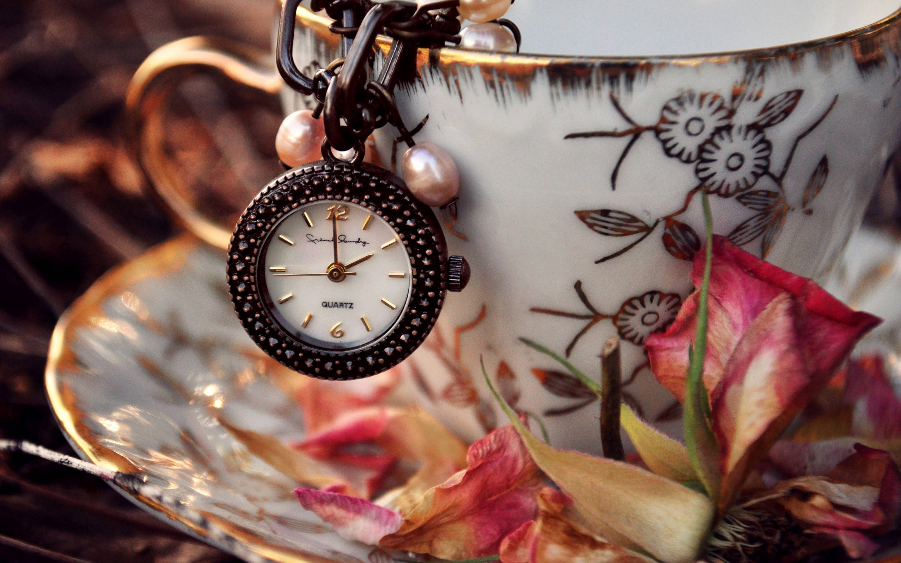 pocket watch, teacup, floral teacup, 2K Desktop Wallpaper
