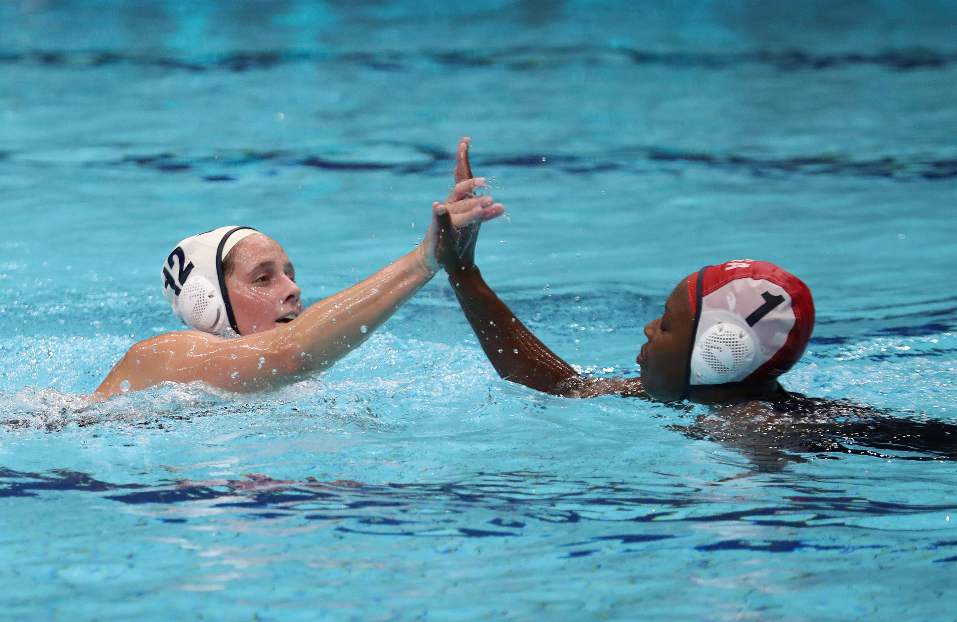water polo match, local pool, numbered caps, 2K Desktop Wallpaper