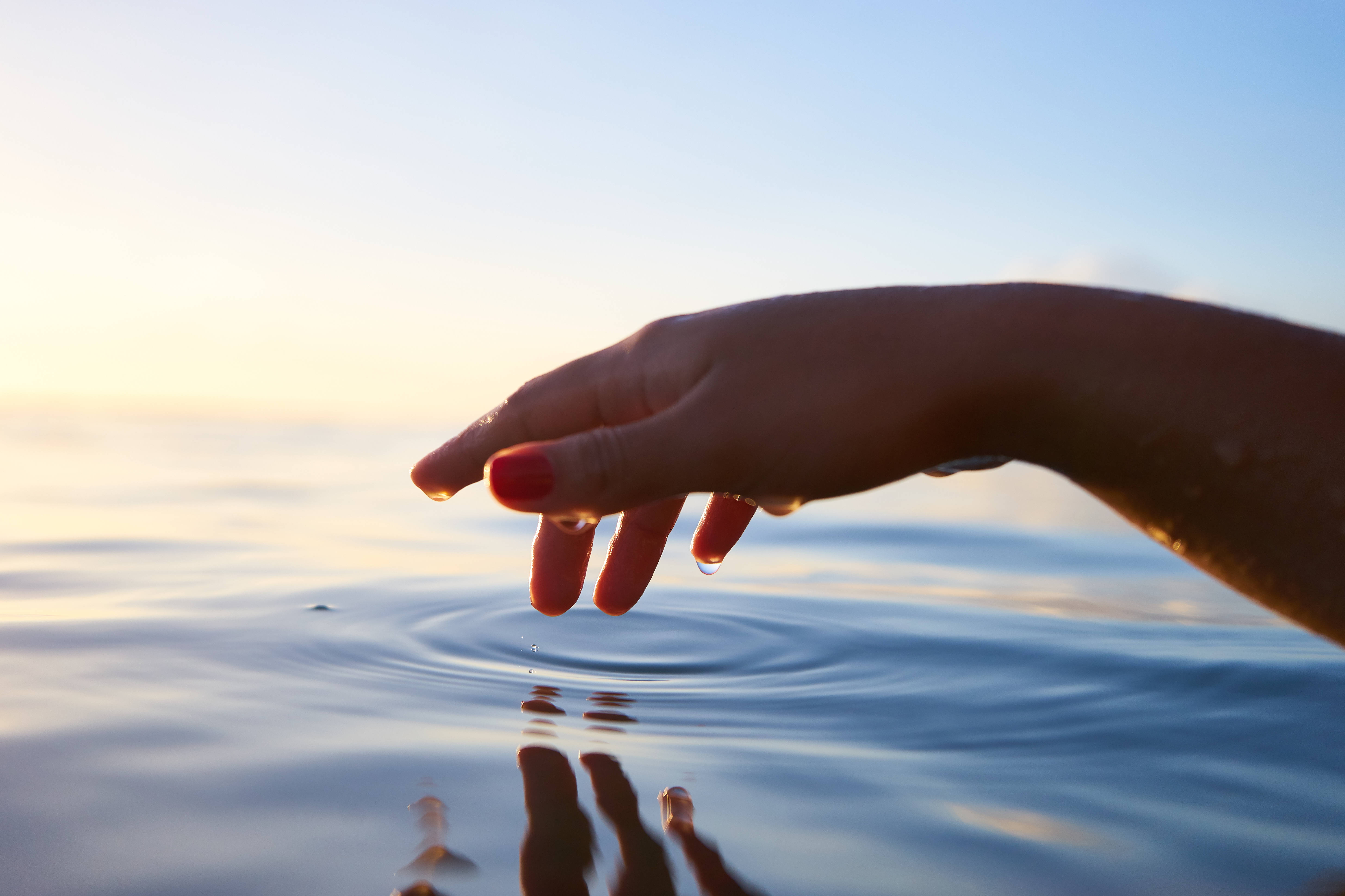 red nails, calm water, ripples, 5K Desktop Wallpaper