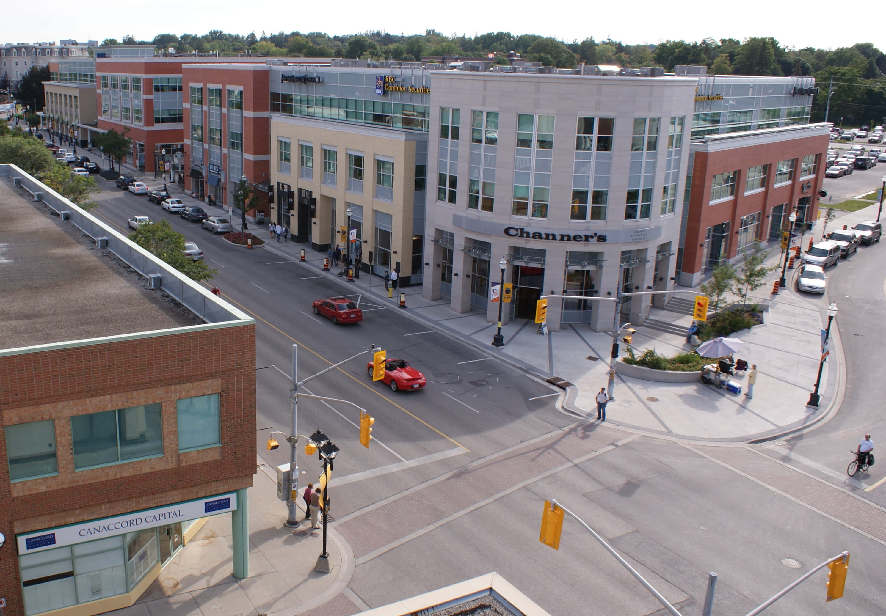Waterloo, urban street corner, glass and brick buildings, 2K Desktop Wallpaper