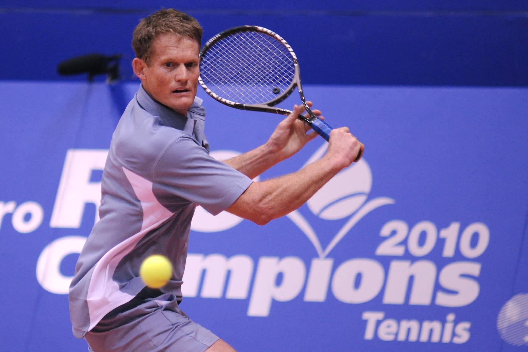 Wayne Ferreira, racket drawn back, yellow ball, HD Desktop Wallpaper