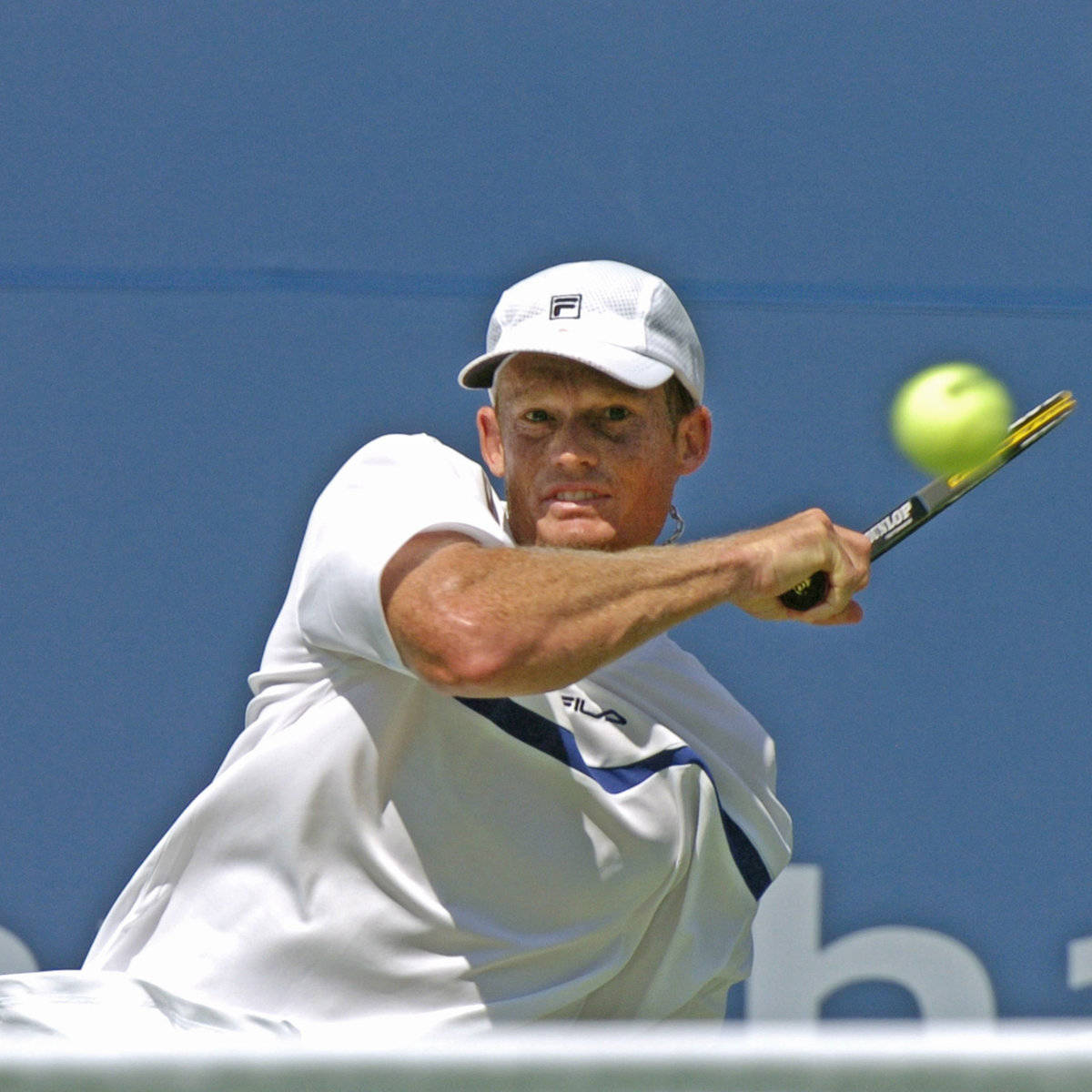 Wayne Ferreira, white gear, yellow ball, SD Desktop Wallpaper