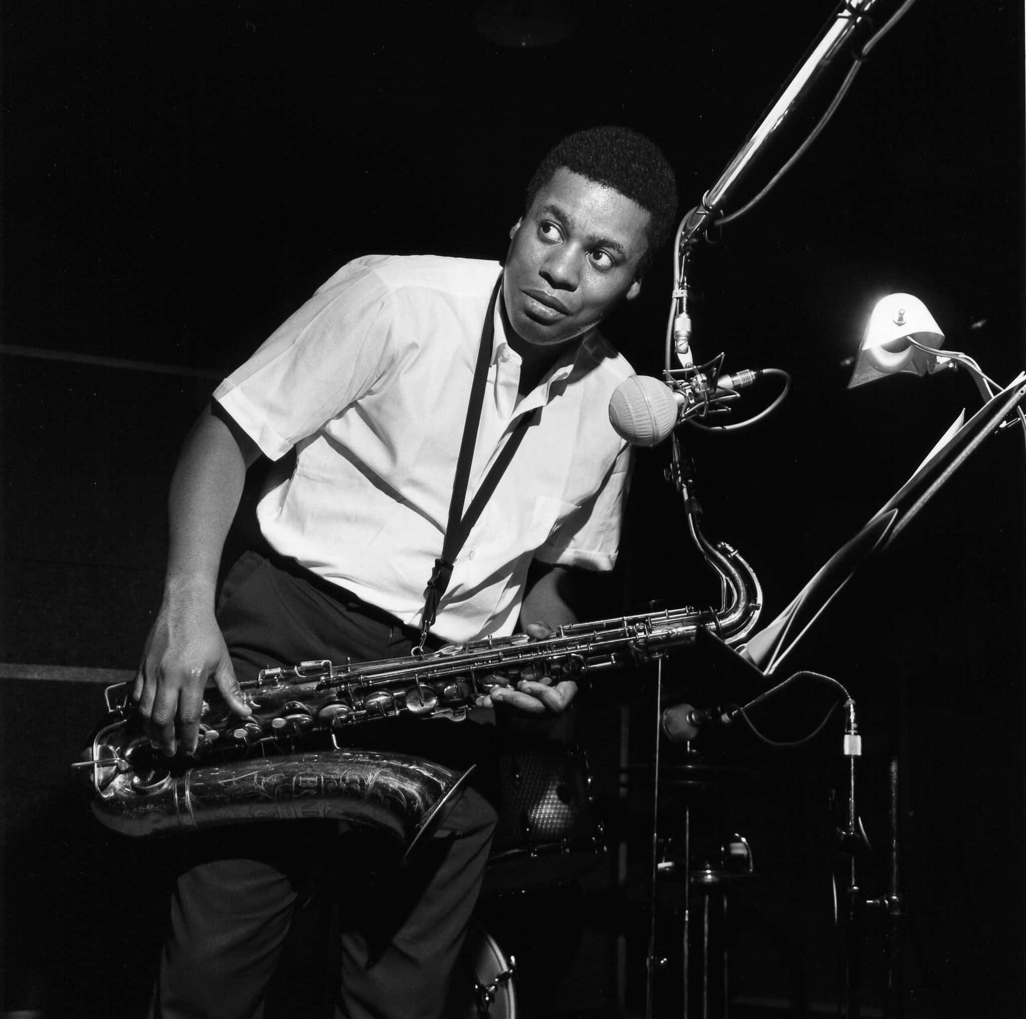 Wayne Shorter, saxophone, spotlight, Full HD Desktop Wallpaper