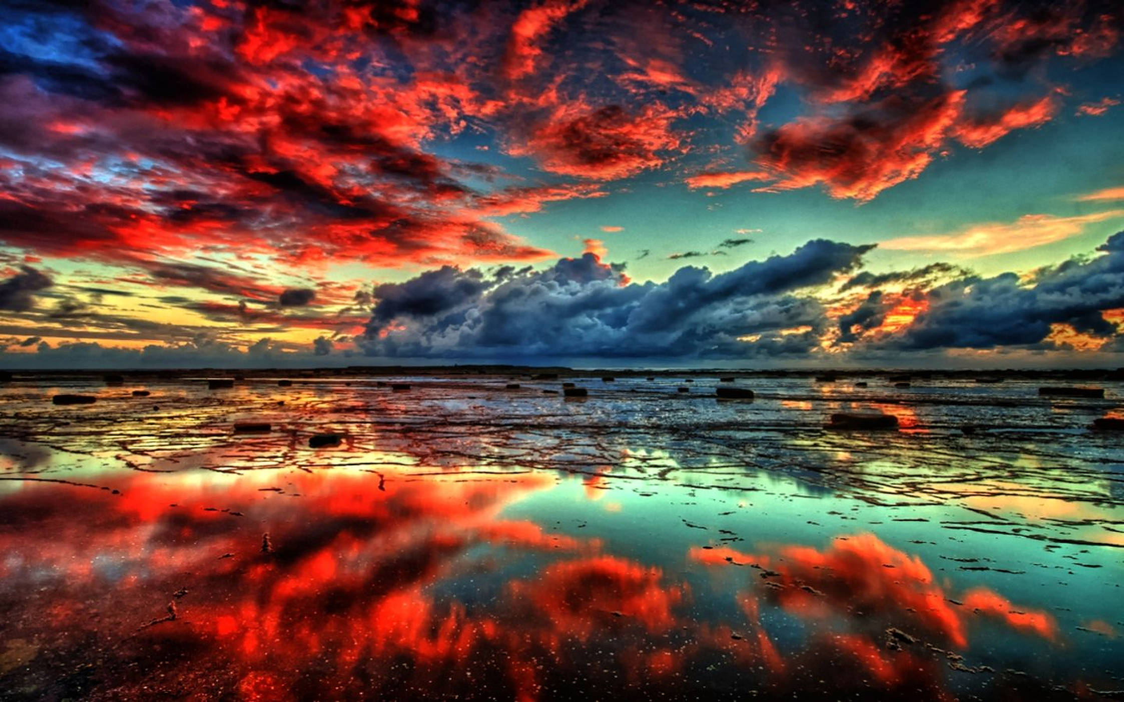 gradient sky, vibrant red and orange clouds, dramatic sunset, Full HD Desktop Wallpaper