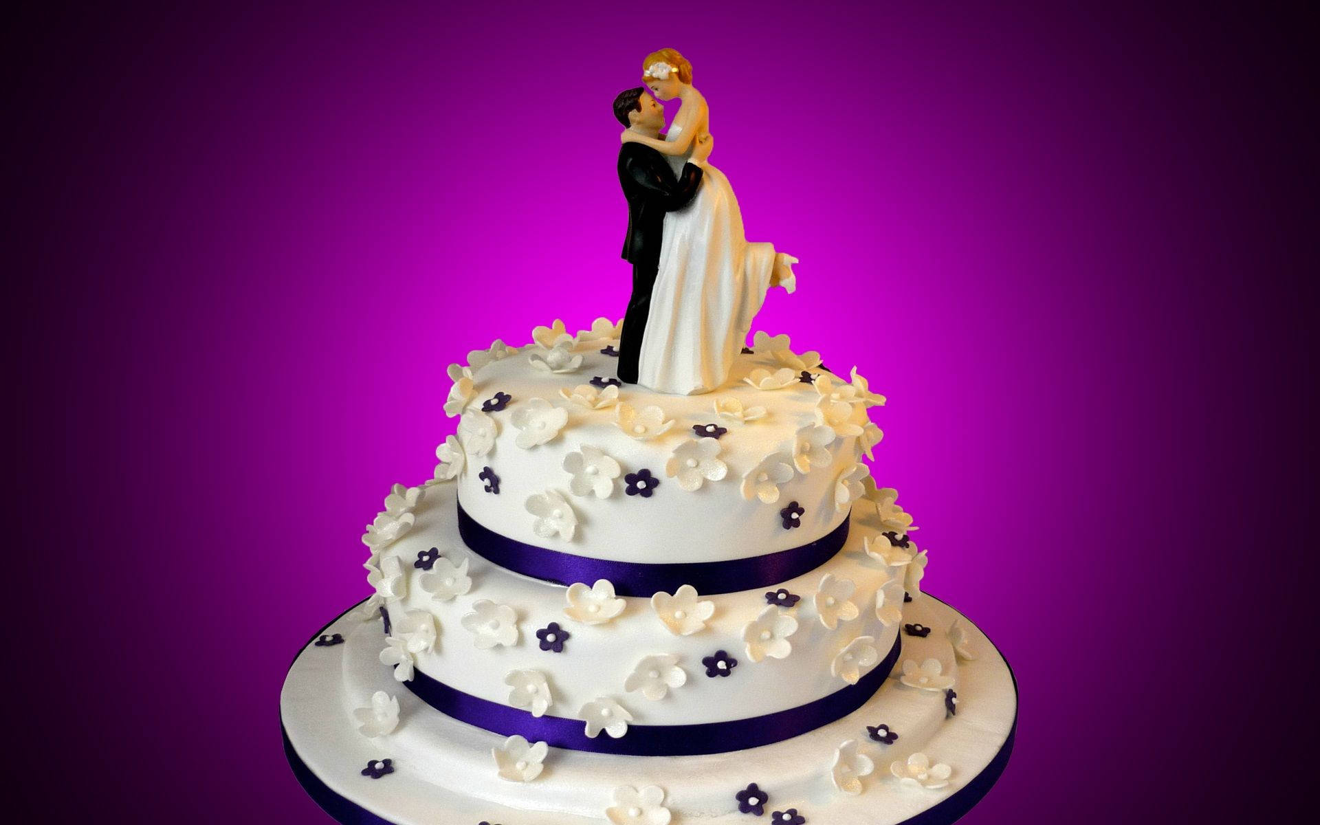 two tiered round flower wedding cake, white wedding cake, white and purple flowers, Full HD Desktop Wallpaper