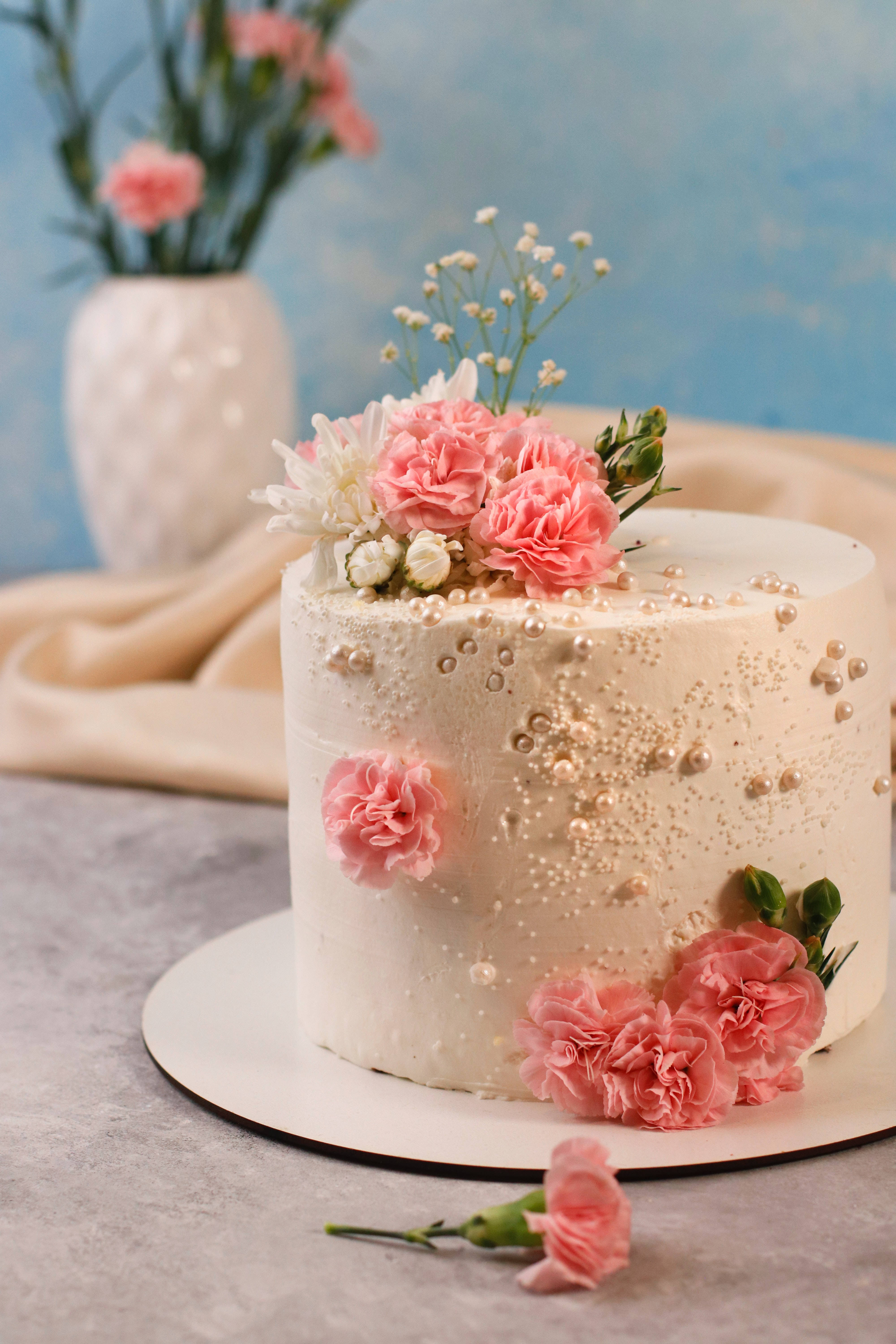 elegant one tier cake, white cake, pink carnations, 5K Phone Wallpaper