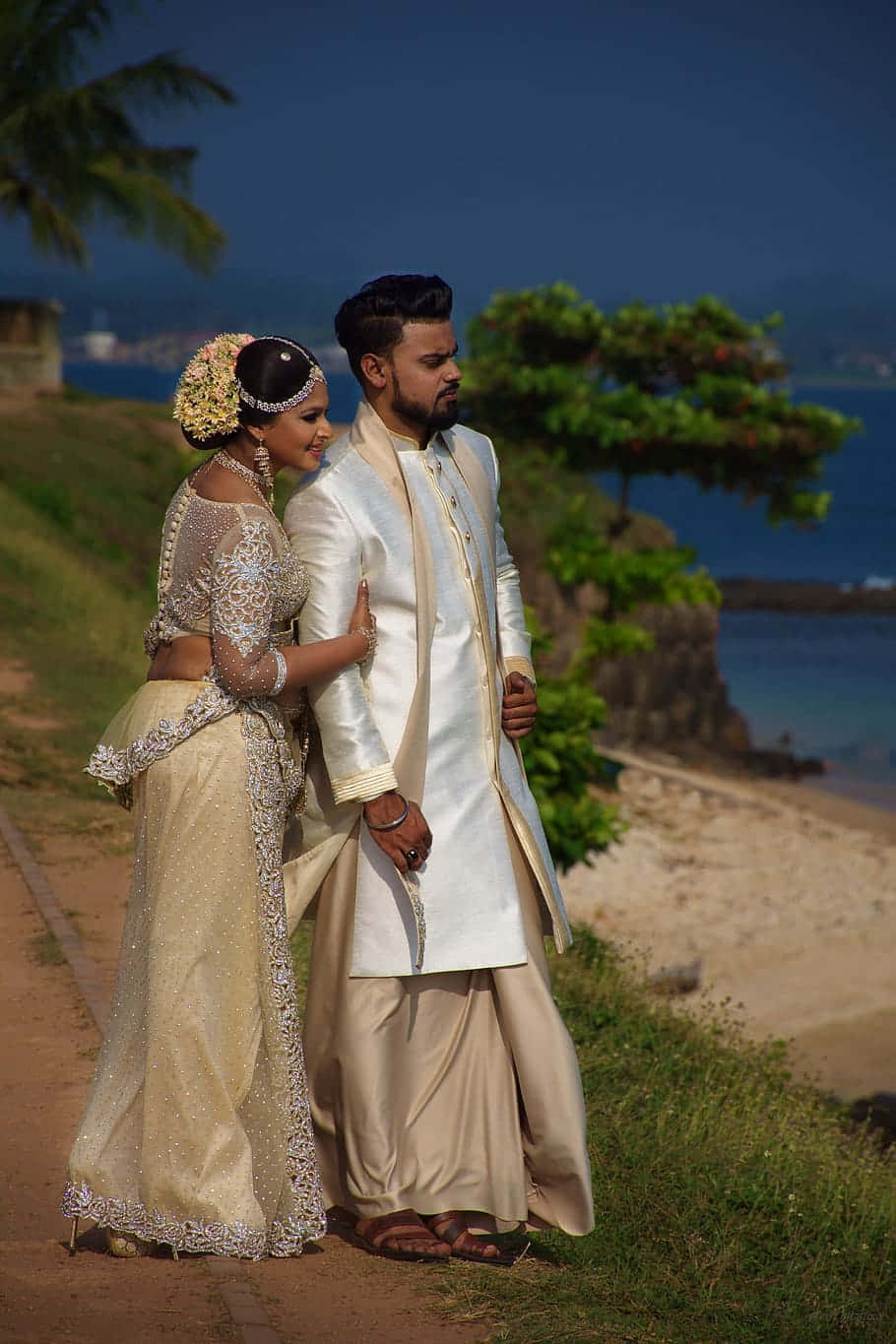 Wedding Couple, Sri Lankan, cream wedding attire, HD Phone Wallpaper