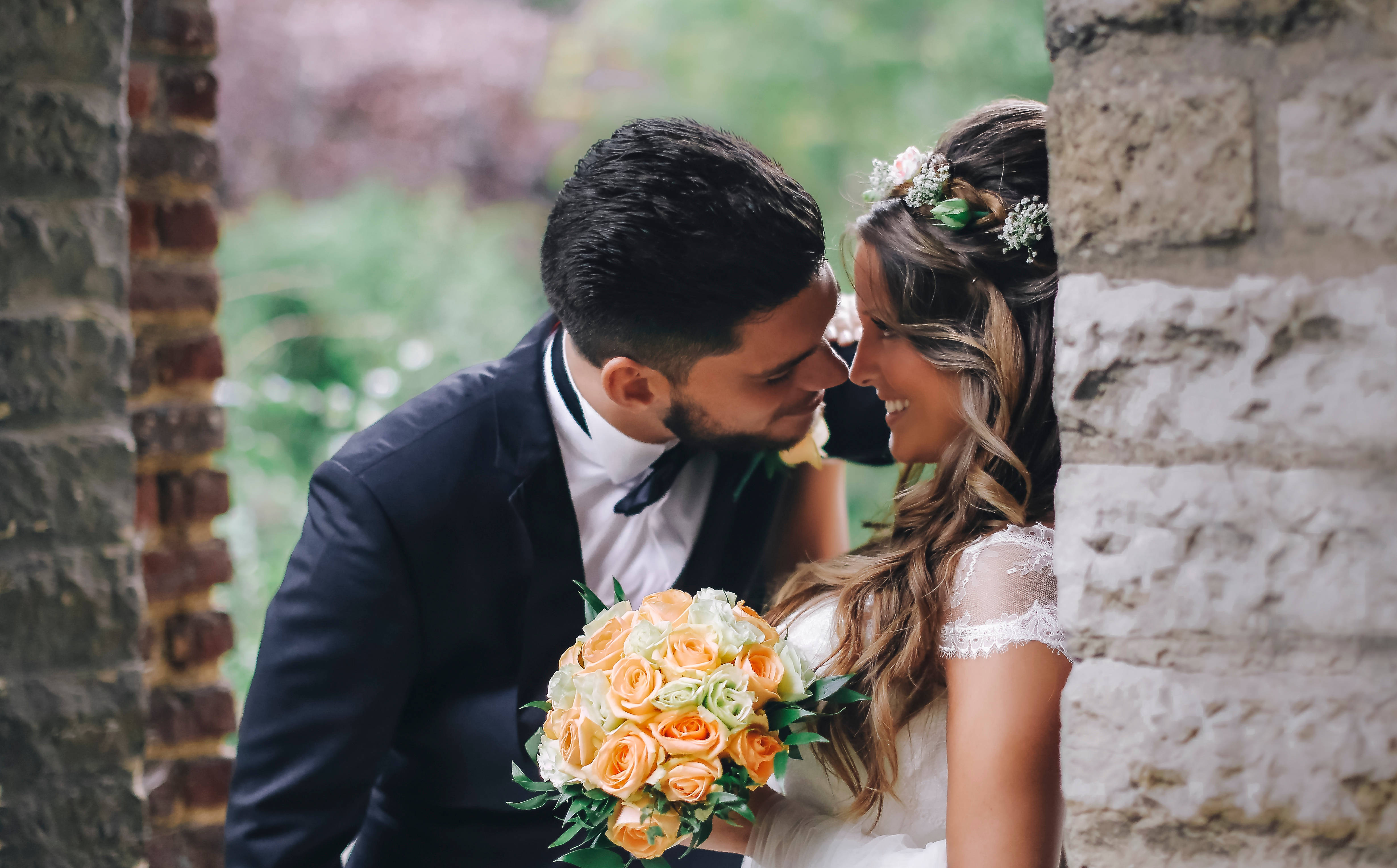 bride, groom, flower, 4K Desktop Wallpaper
