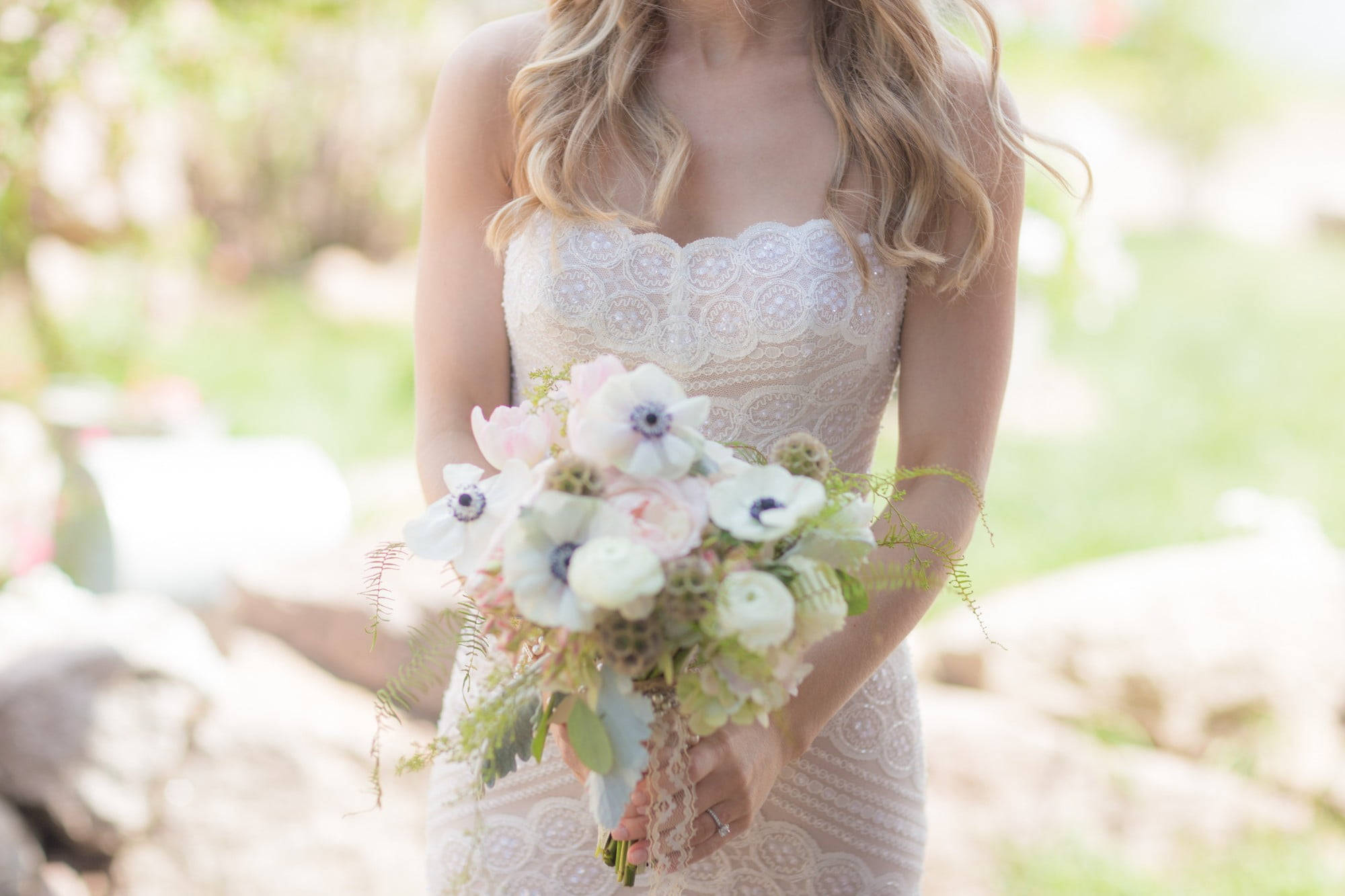 tube wedding dress, lace gown, pastel bouquet, Full HD Desktop Wallpaper