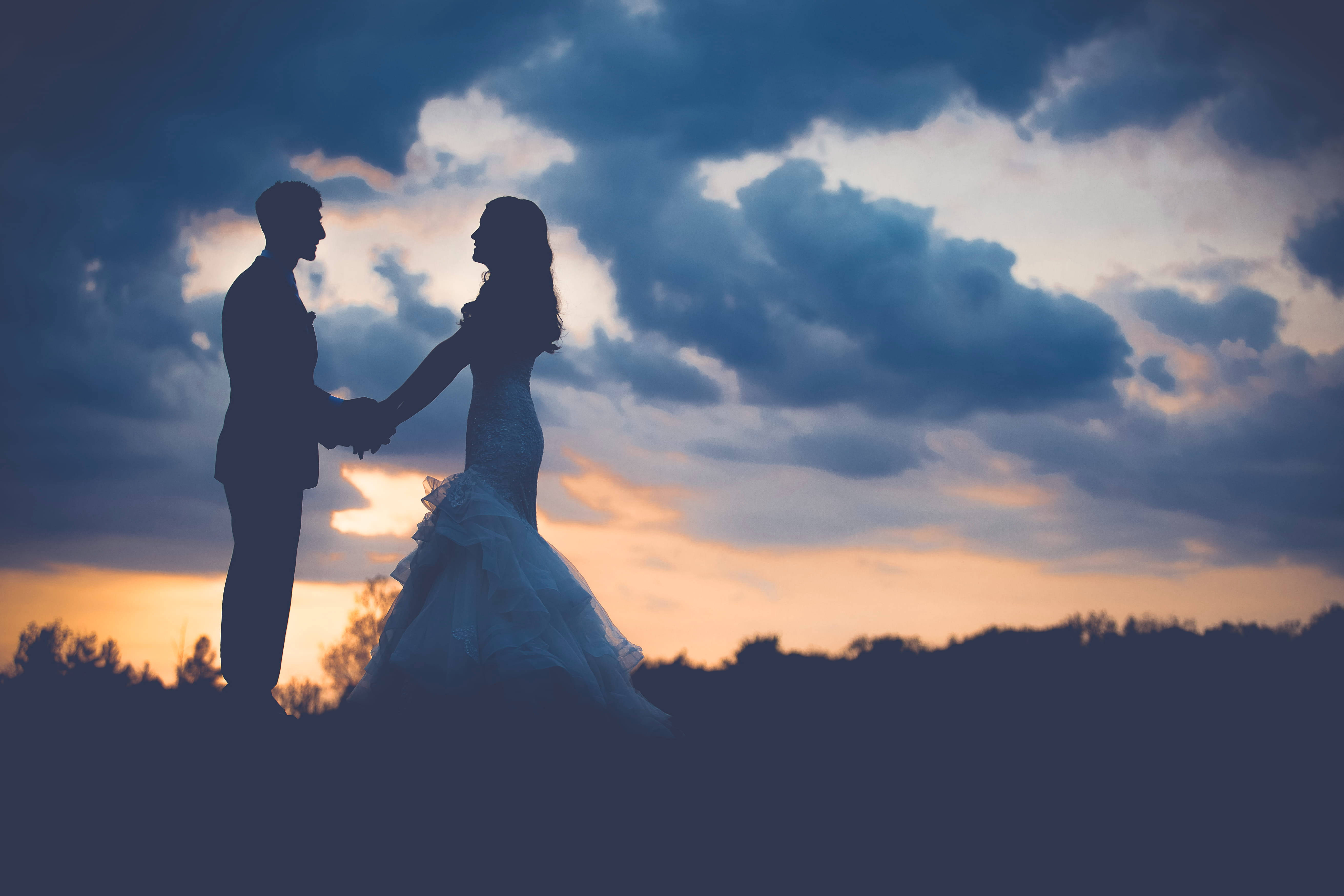 silhouette wedding dress, bride, groom, 5K Desktop Wallpaper