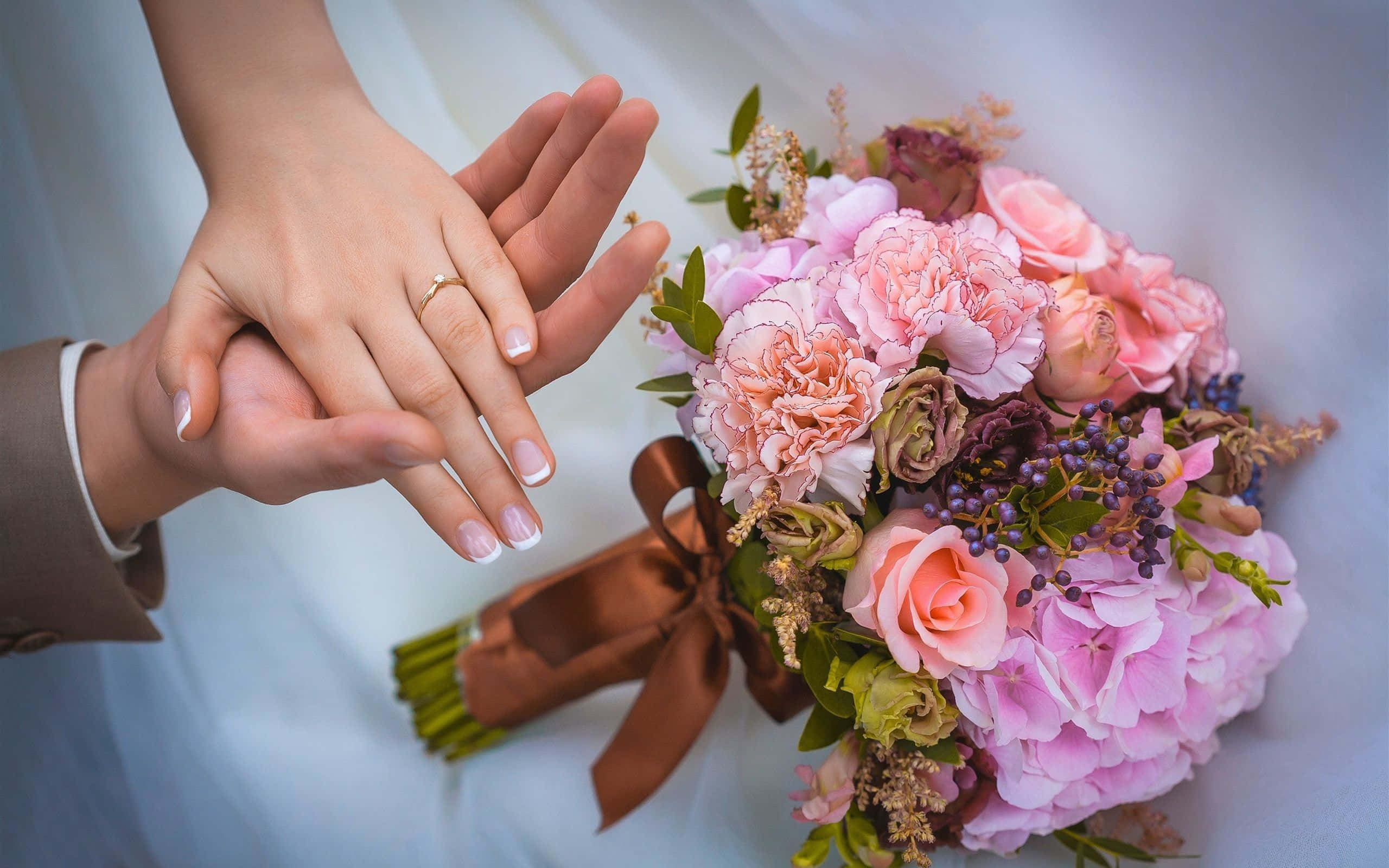 wedding flowers, pink floral bouquet, brown ribbon, 2K Desktop Wallpaper