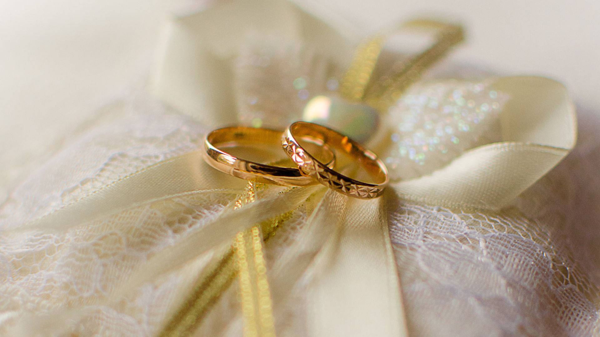 gold wedding ring, cream lace, ribbon, Full HD Desktop Wallpaper