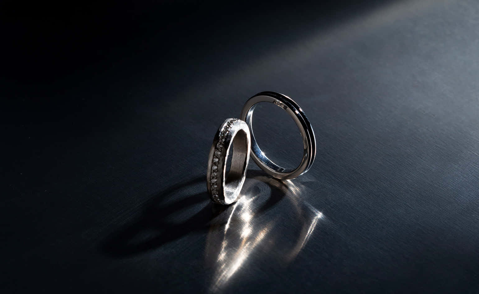 bright wedding ring, dramatic spotlight, dark reflective surface, HD Desktop Wallpaper