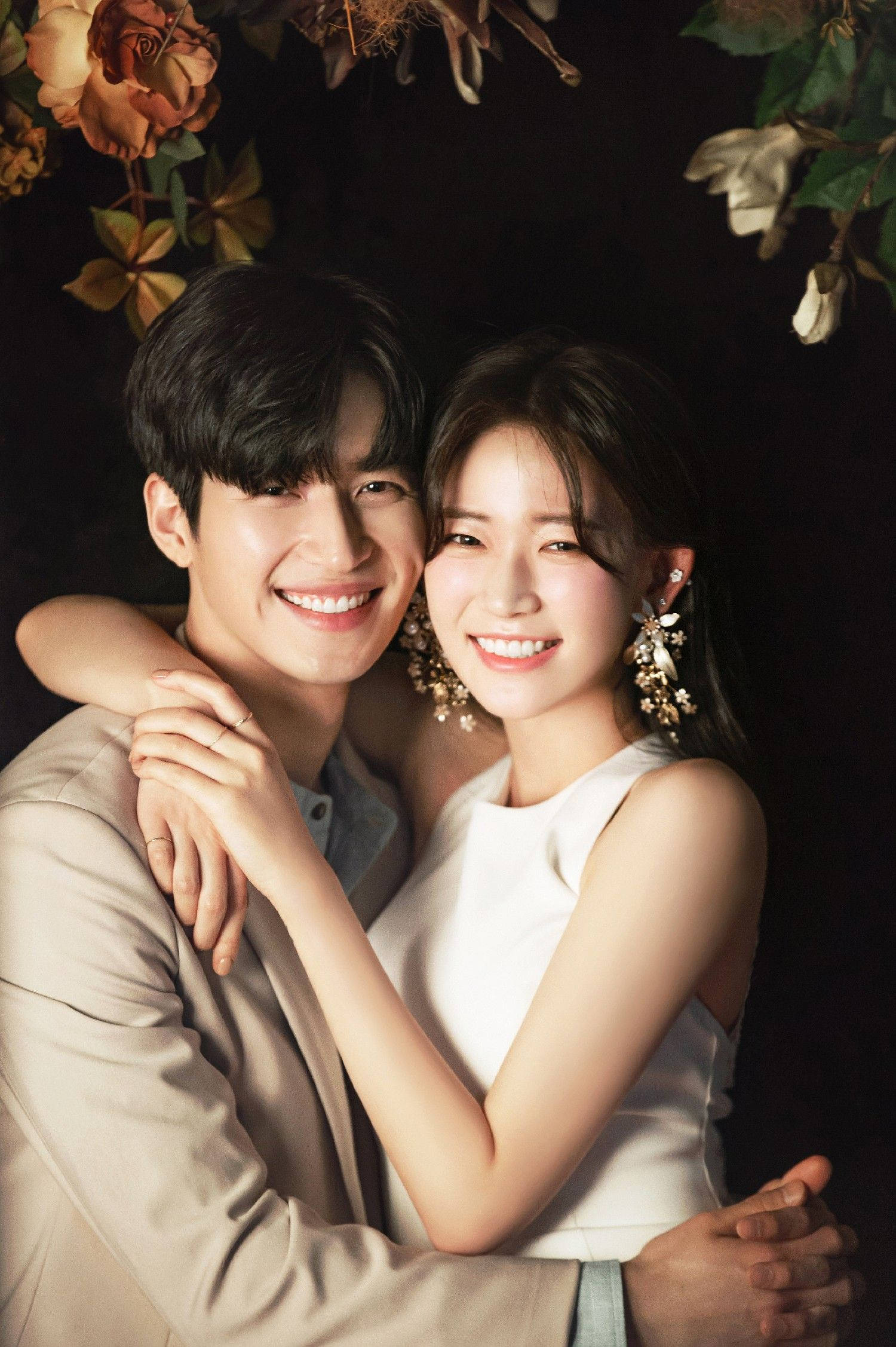 Korean couple, wedding photo, soft lighting, Full HD Phone Wallpaper