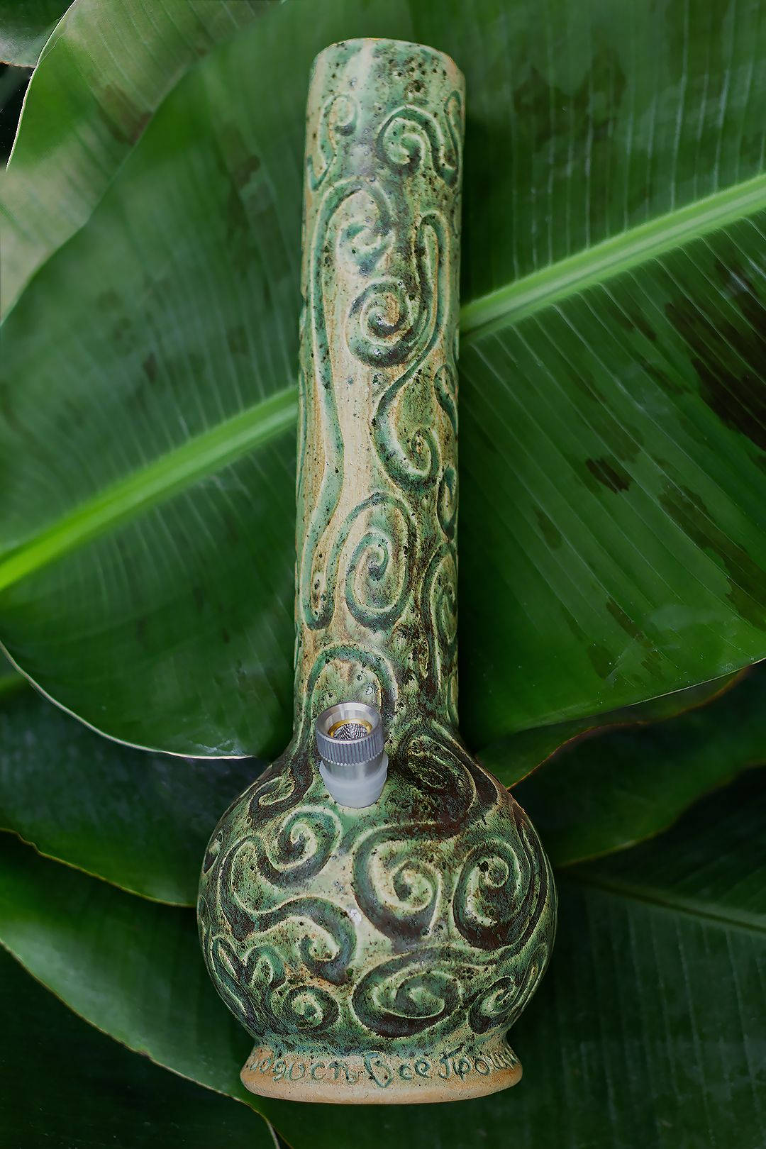 green paint design, wood bong, tropical leaves, HD Phone Wallpaper