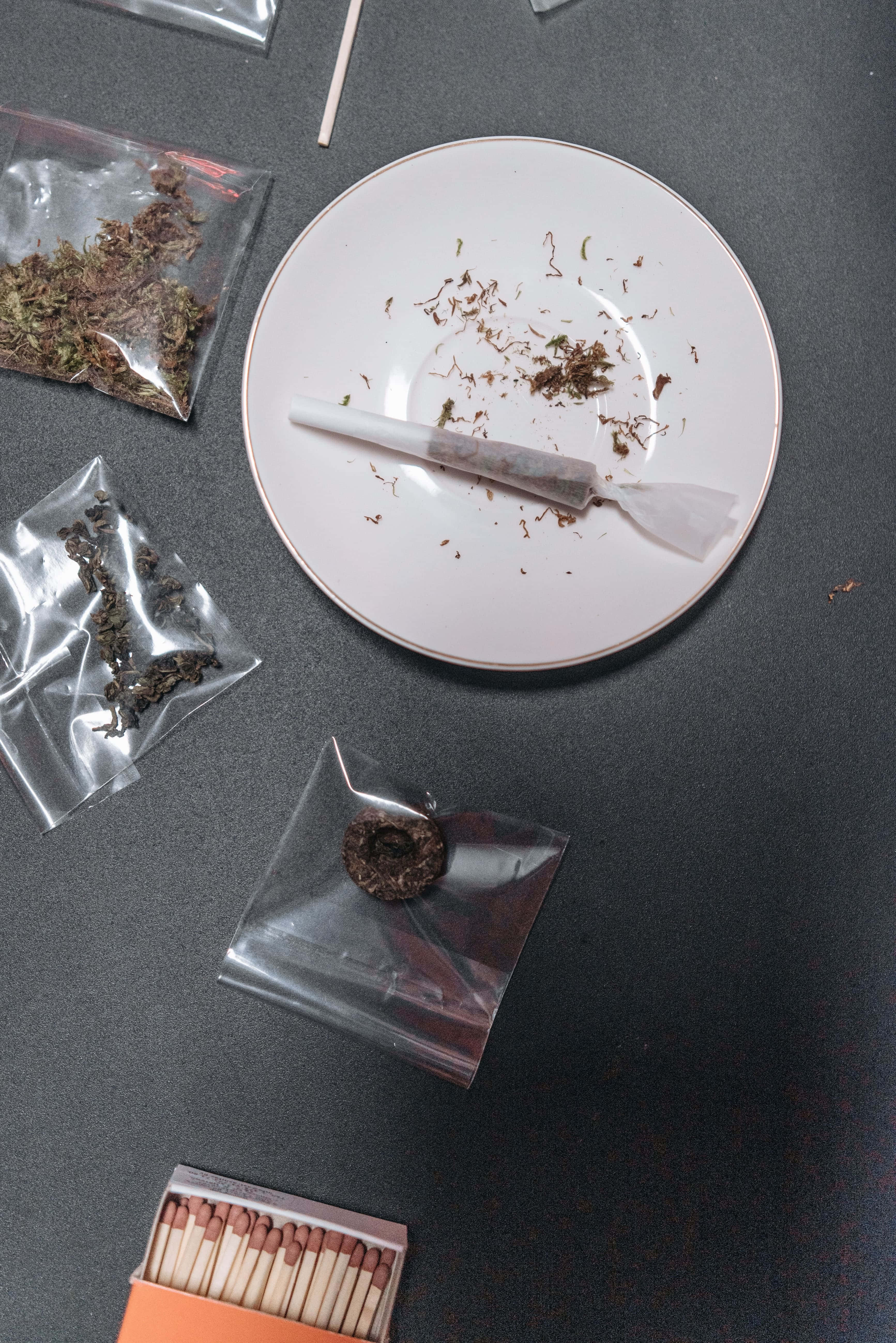 weed blunt, cannabis joint, white plate, 5K Phone Wallpaper