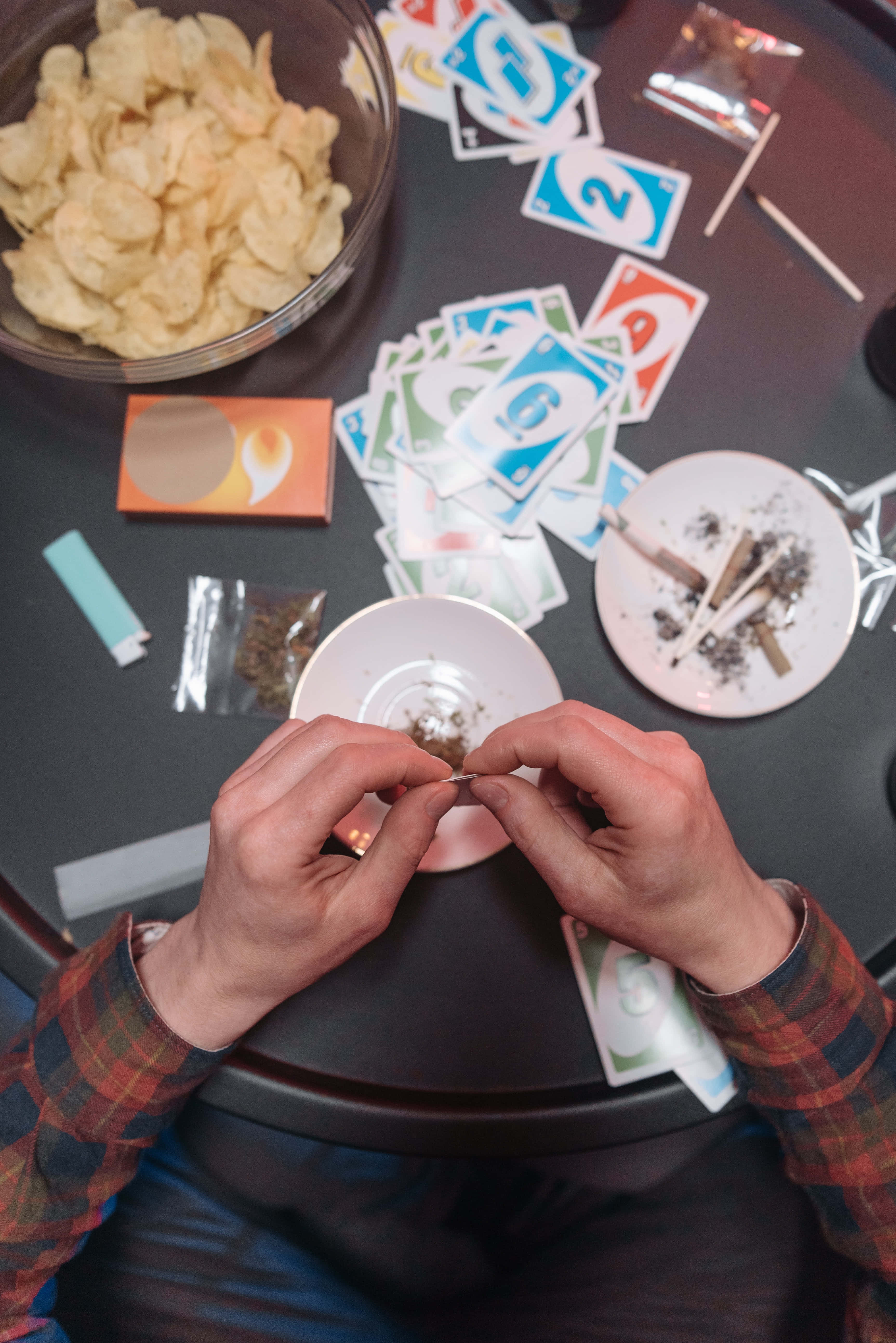 Weed Blunt, Uno cards, chips, 5K Phone Wallpaper