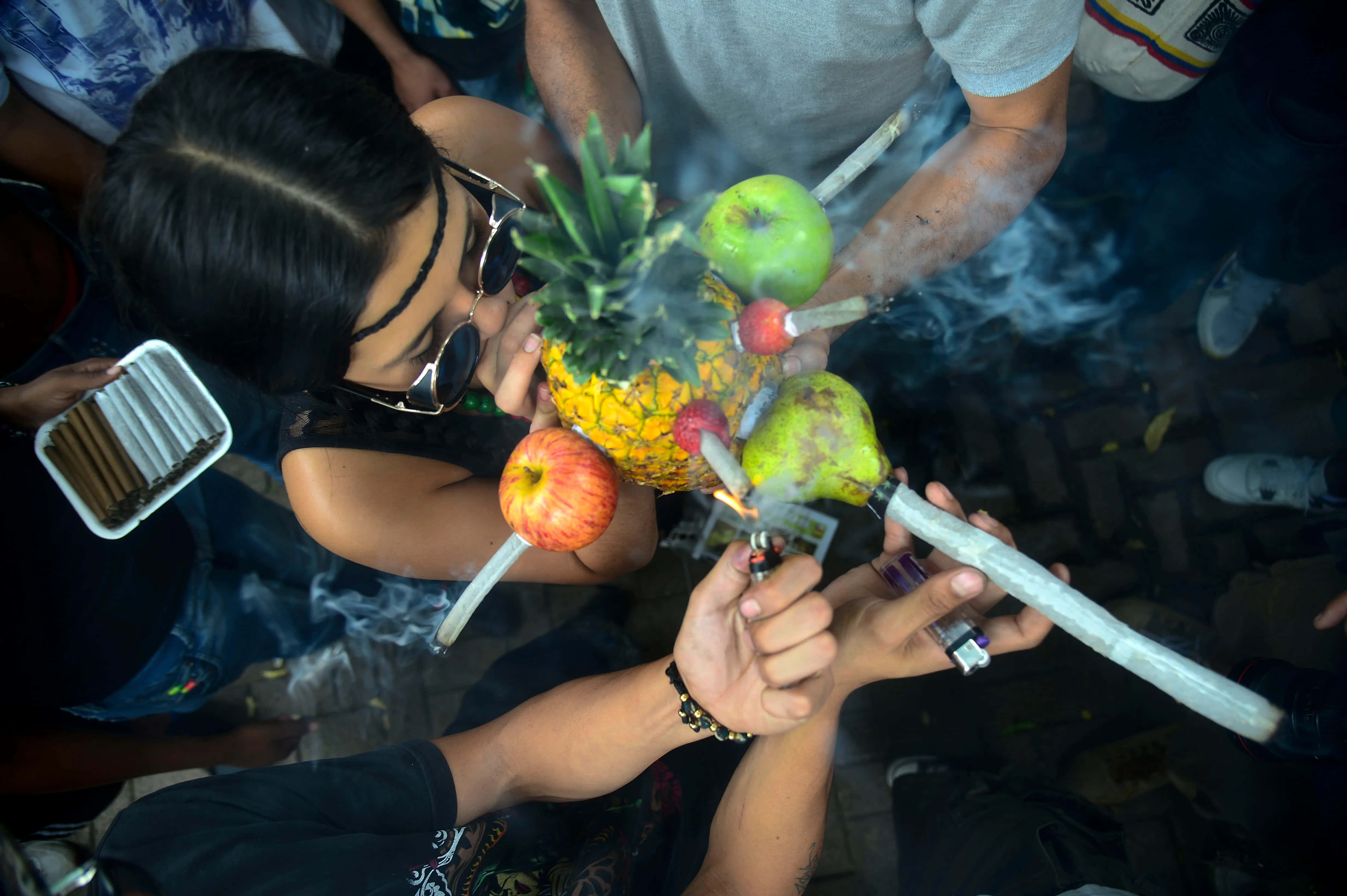 weed blunt, pineapple, apples, 4K Desktop Wallpaper