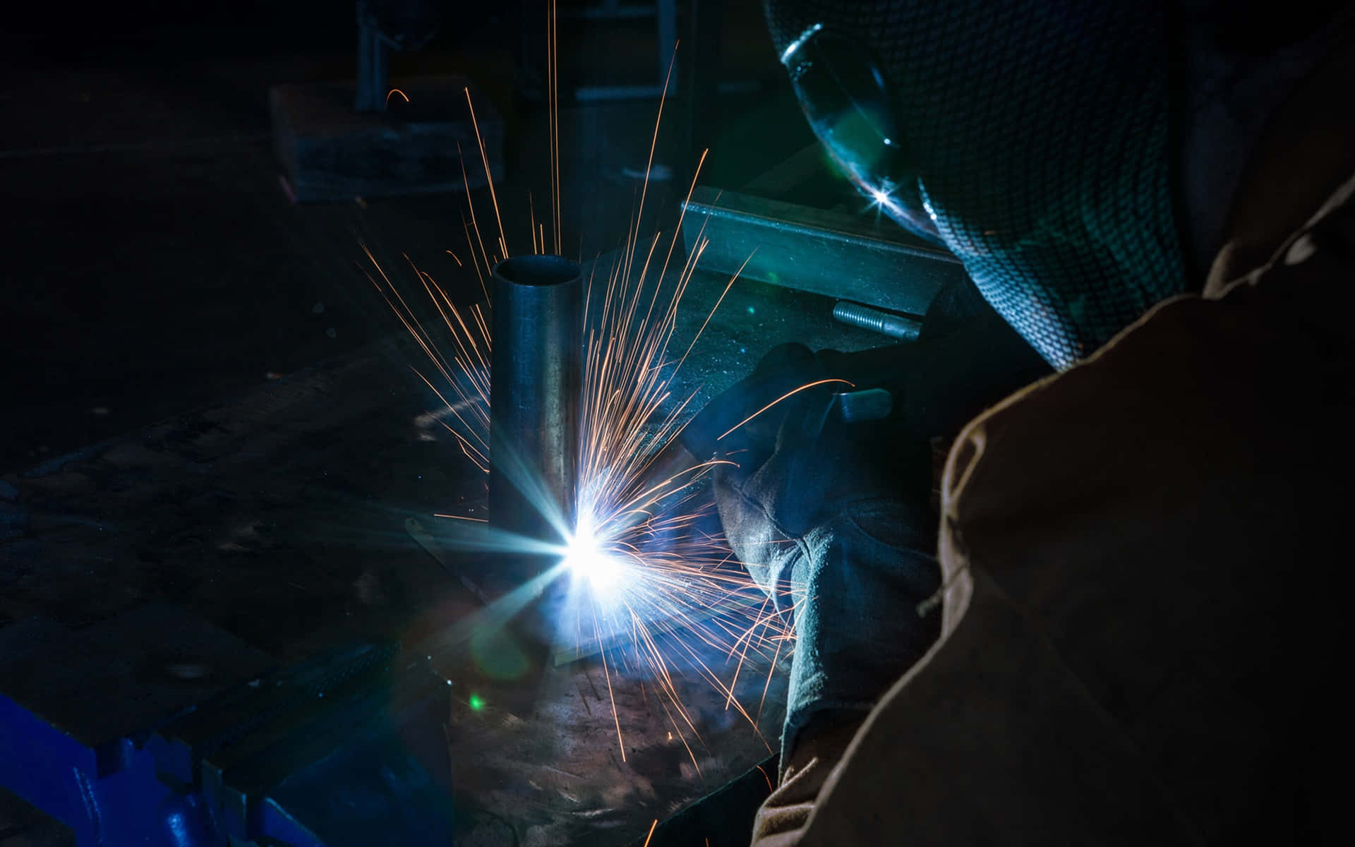 welding, dark workshop, bright sparks, Full HD Desktop Wallpaper