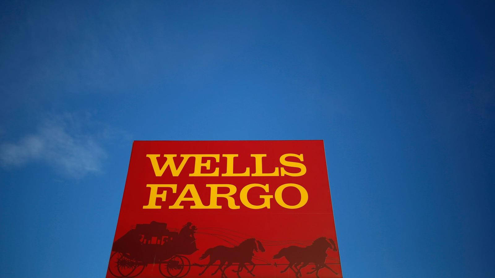 Wells Fargo sign, yellow lettering, horse-drawn stagecoach silhouette, HD Desktop Wallpaper