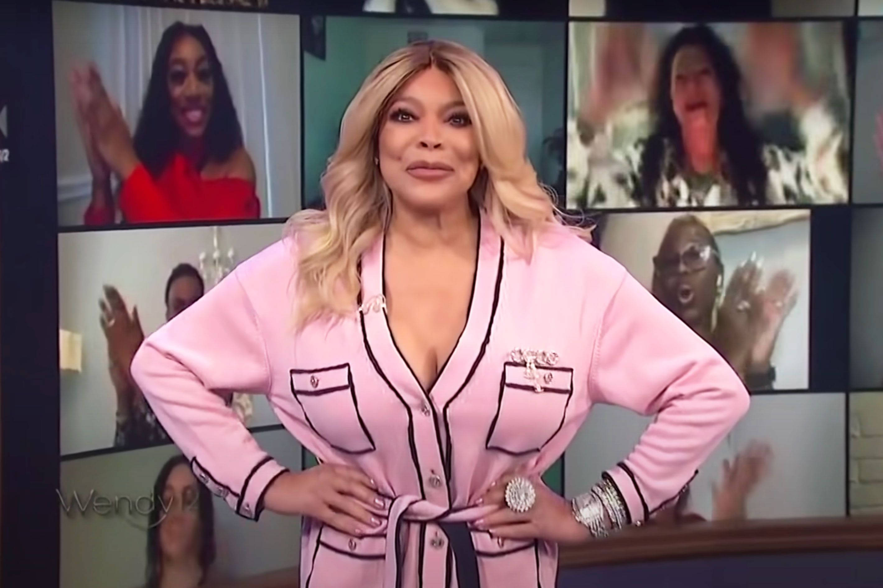Wendy Williams, pink robe, black trim, 2K Desktop Wallpaper