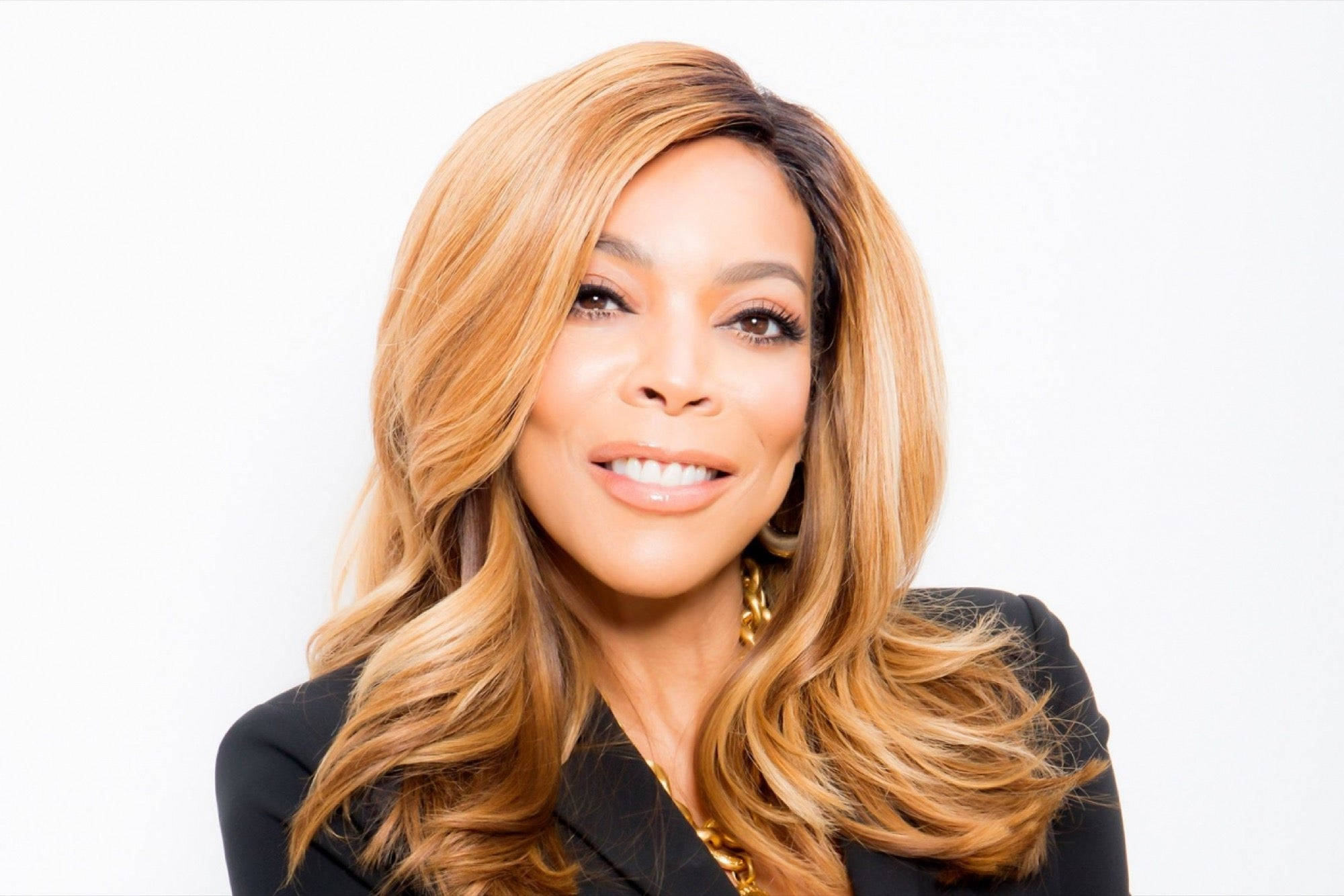 Wendy Williams, long wavy blonde hair, black blazer, Full HD Desktop Wallpaper