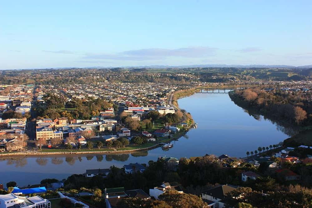 Whanganui River, aerial view, town, SD Desktop Wallpaper