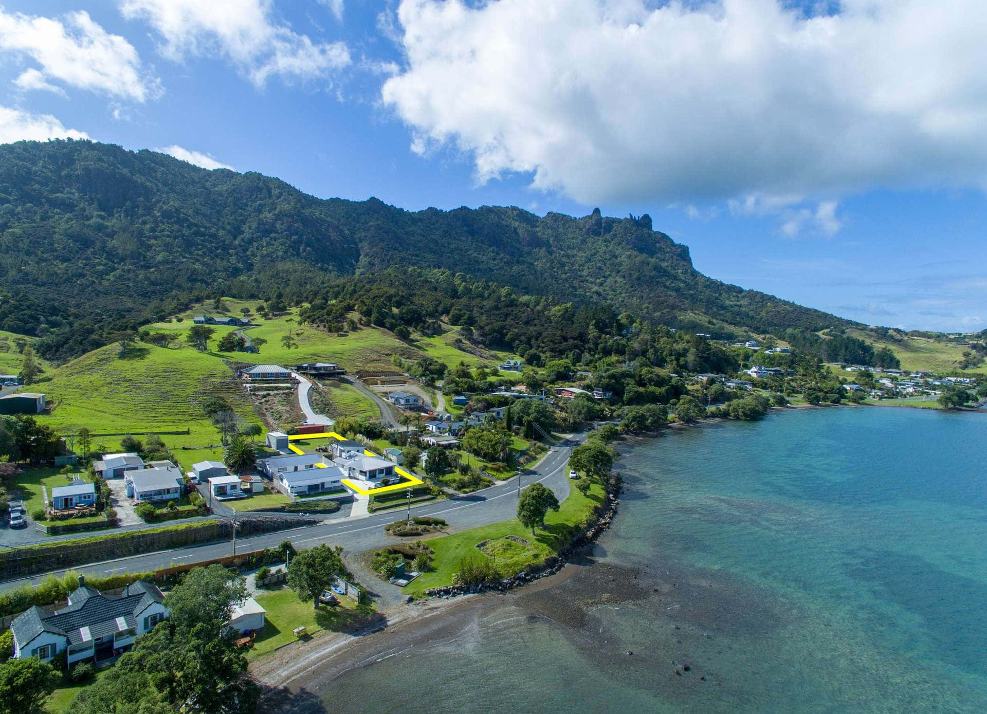 Whangarei, coastal village, lush green hills, Full HD Desktop Wallpaper