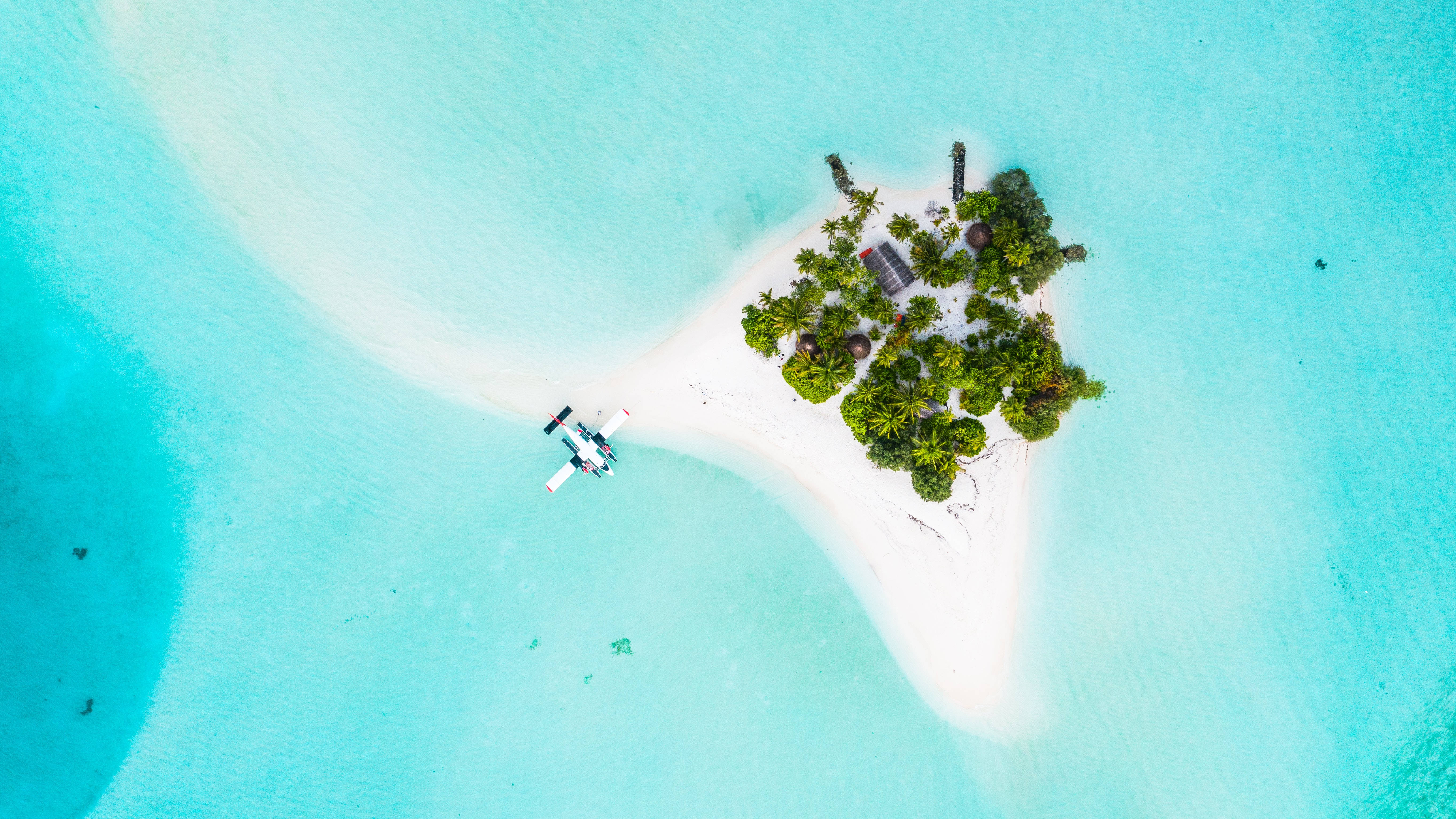 bird's eye view, white sandbar, lush green tropical island, 5K Desktop Wallpaper