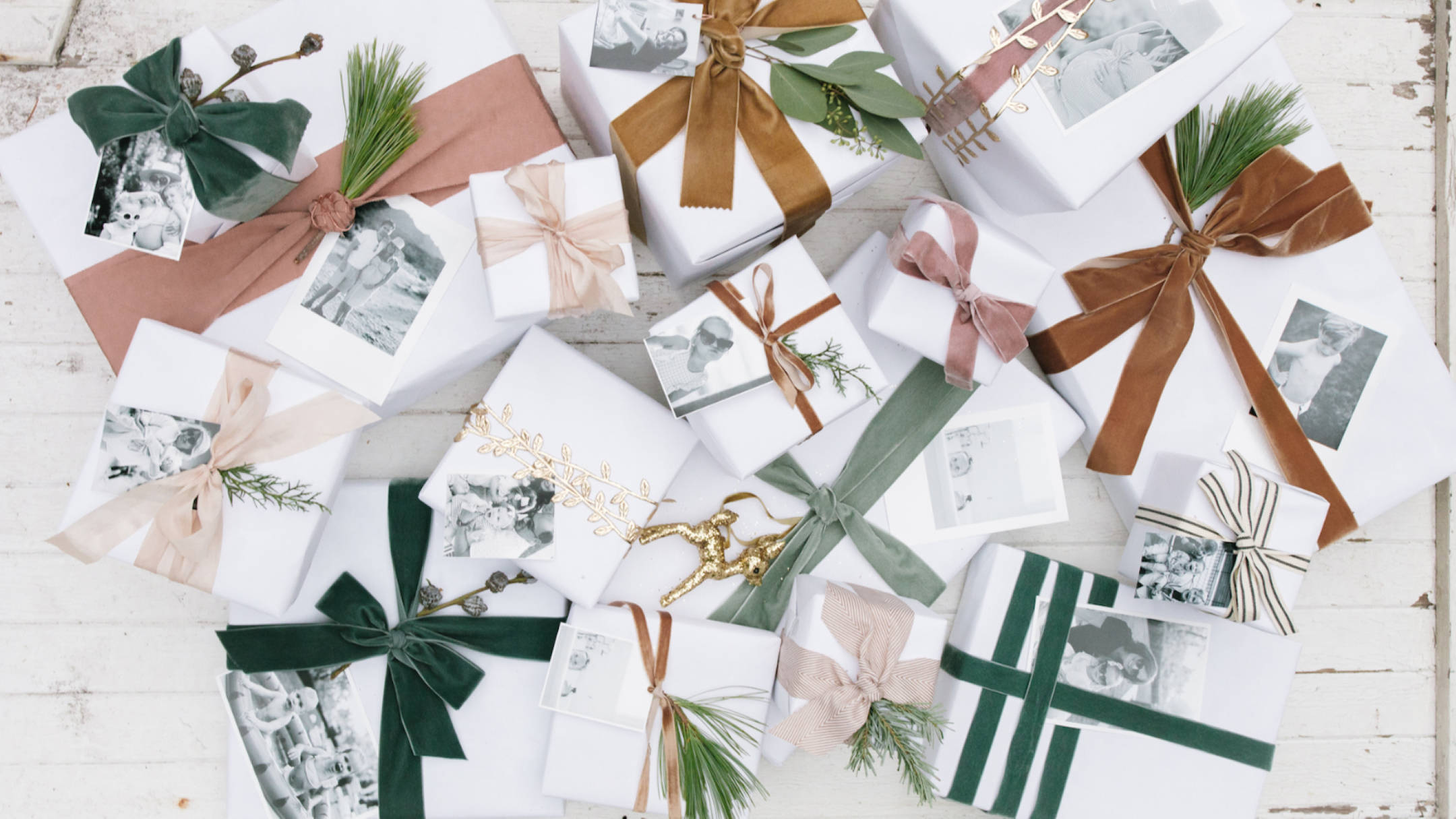 Christmas Aesthetic, white gift boxes, bows, Full HD Desktop Wallpaper