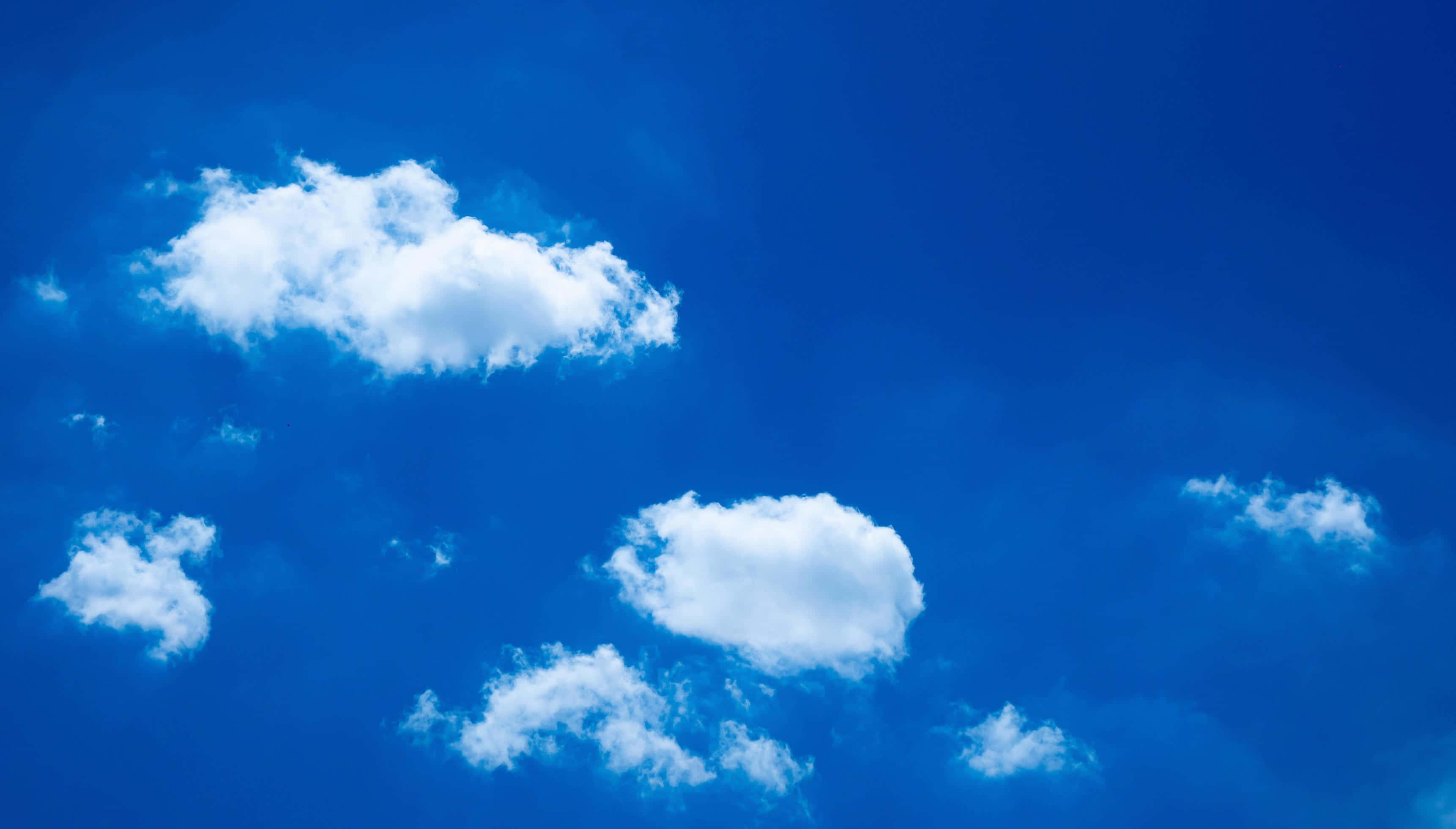 white clouds, deep blue sky, fluffy white clouds, 2K Desktop Wallpaper