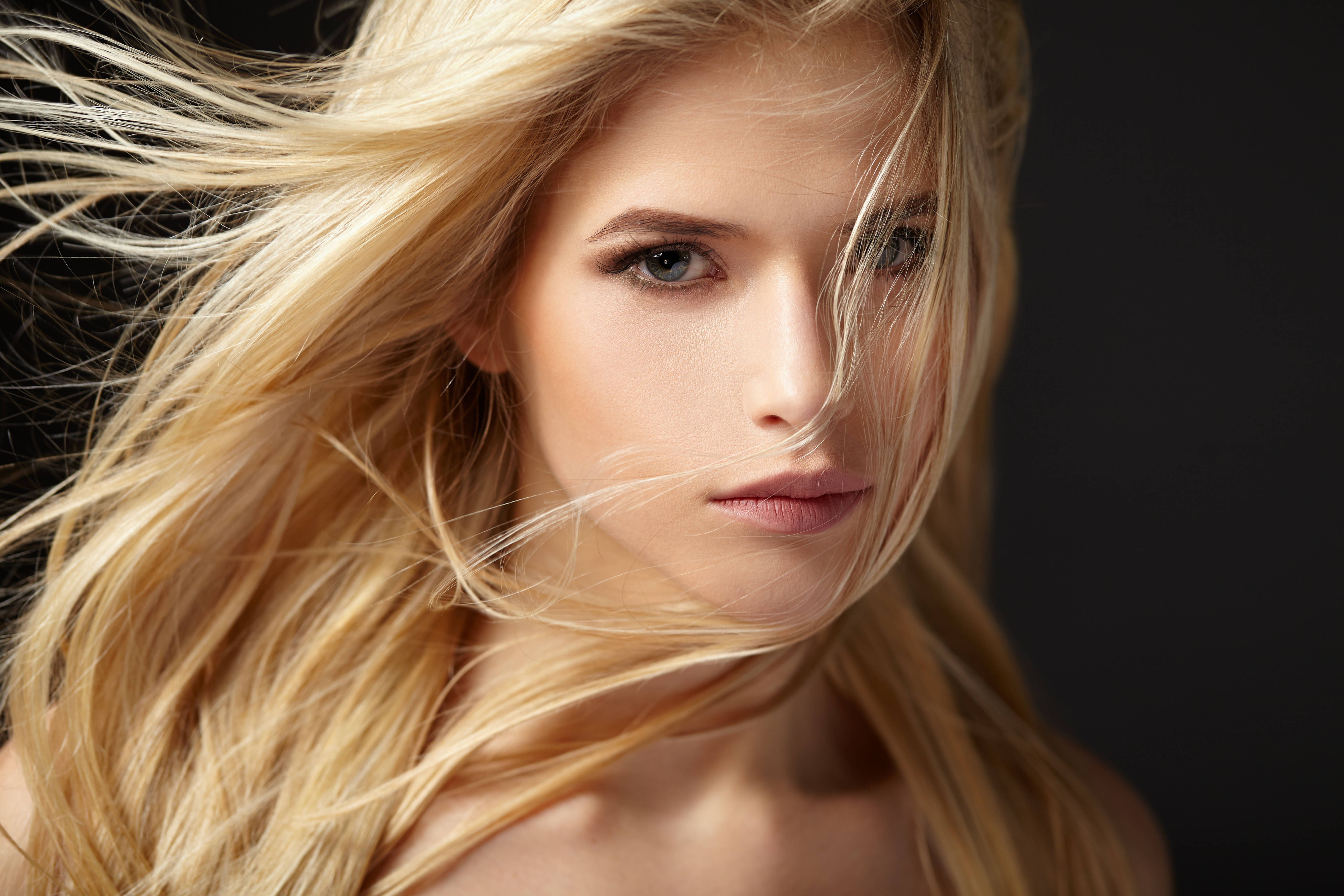 blonde woman, fair white skin, wind-swept hair, 5K Desktop Wallpaper