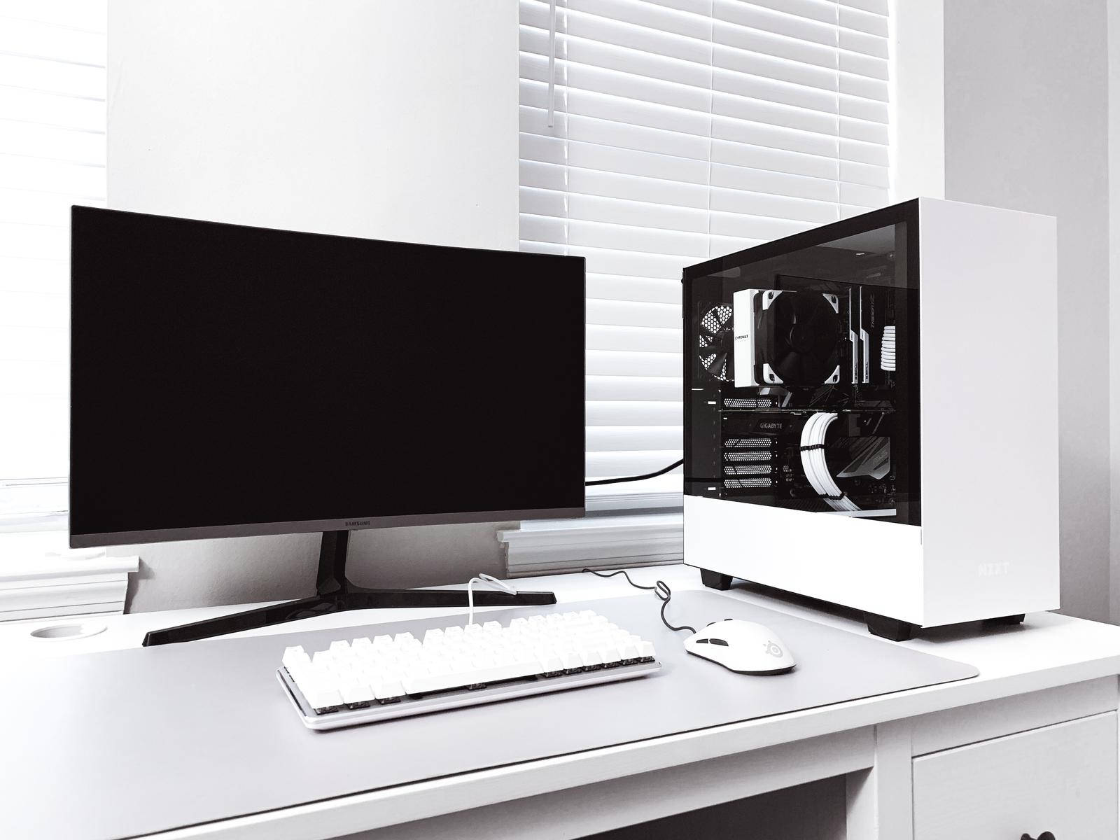 White Pc, curved monitor, keyboard, HD Desktop Wallpaper