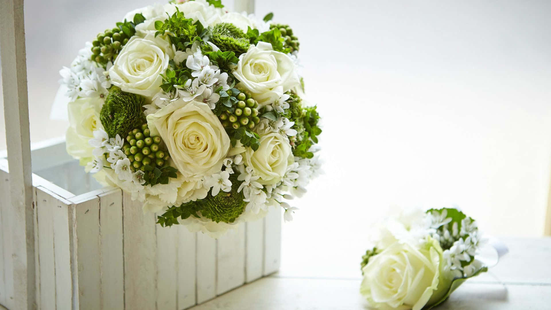 White Rose, blue sky, white wooden box, Full HD Desktop Wallpaper