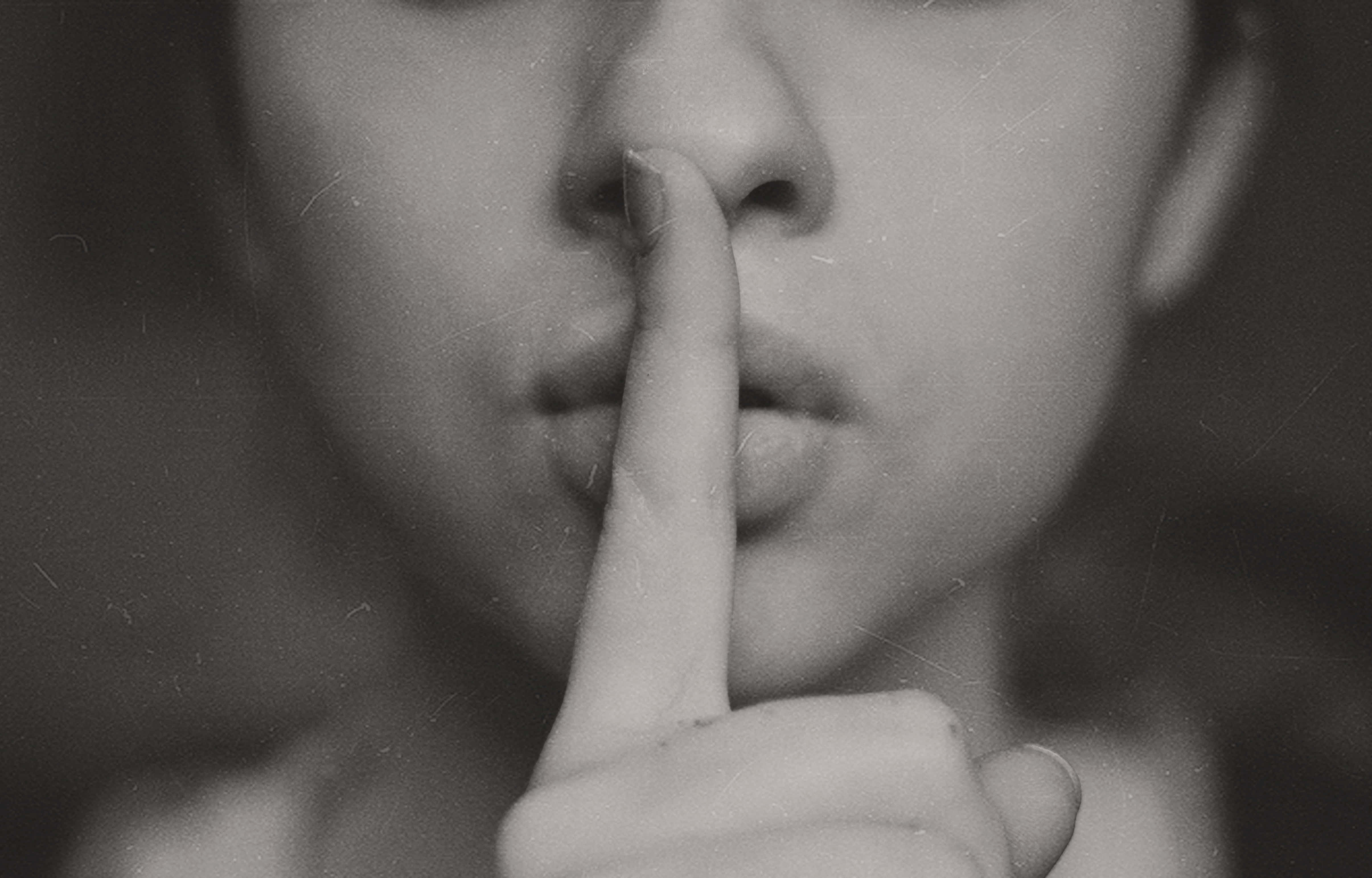 black and white, close-up, person's face, 4K Desktop Wallpaper