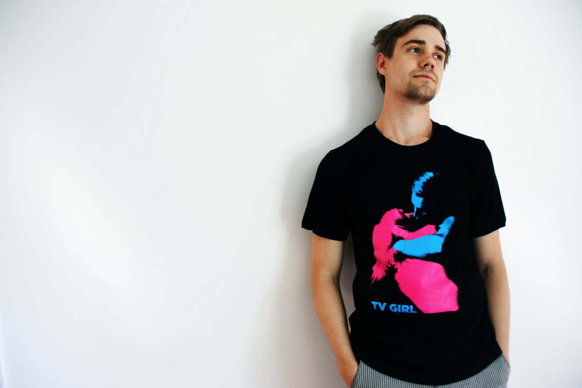 TV GIRL, black t-shirt, bold pink and blue graphic, SD Desktop Wallpaper