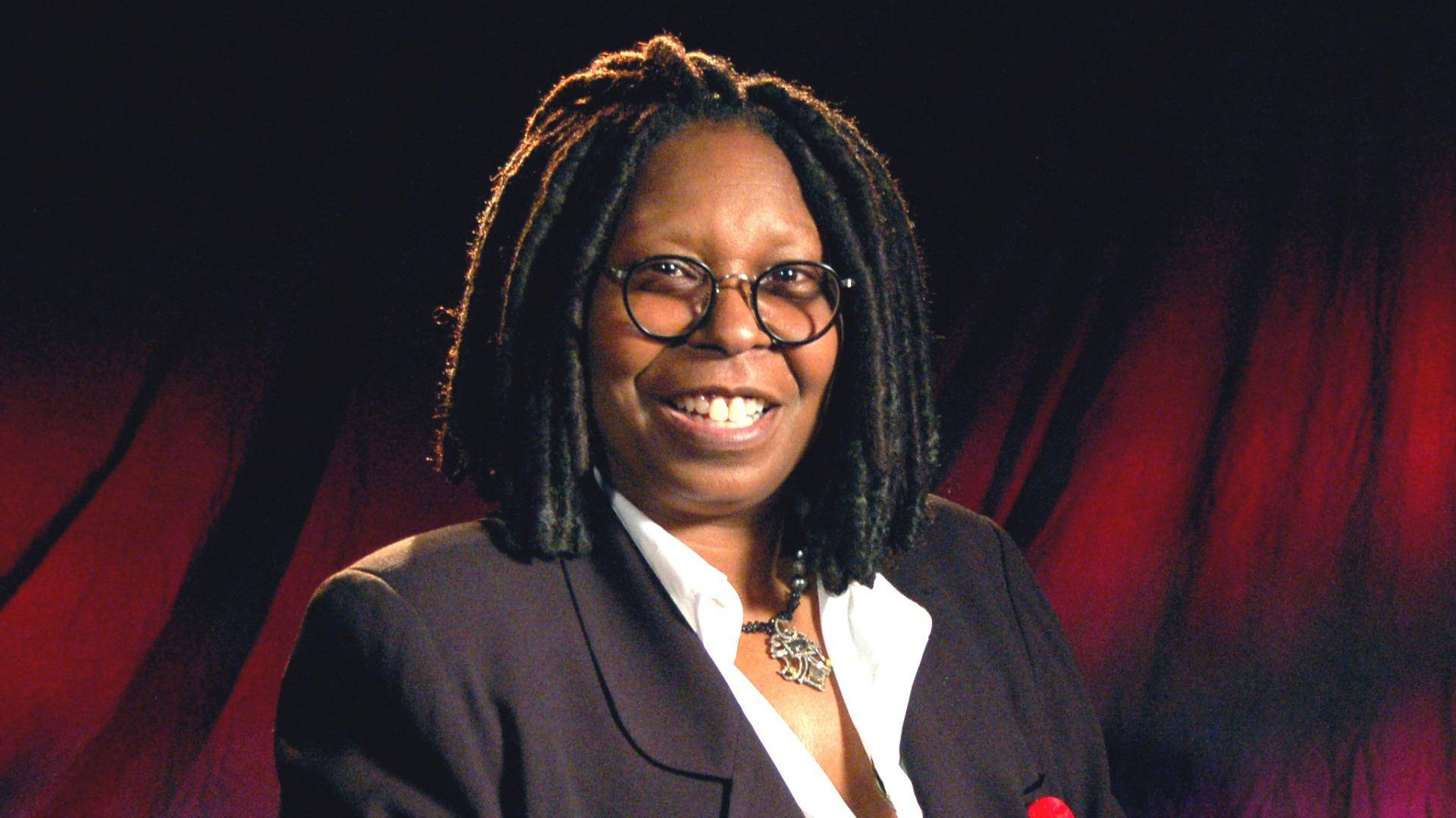 Whoopi Goldberg, dark blazer, white shirt, Full HD Desktop Wallpaper