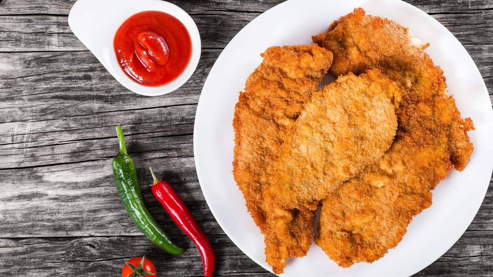 golden yellow wiener schnitzel, crispy golden-brown breaded chicken cutlets, white plate, HD Desktop Wallpaper