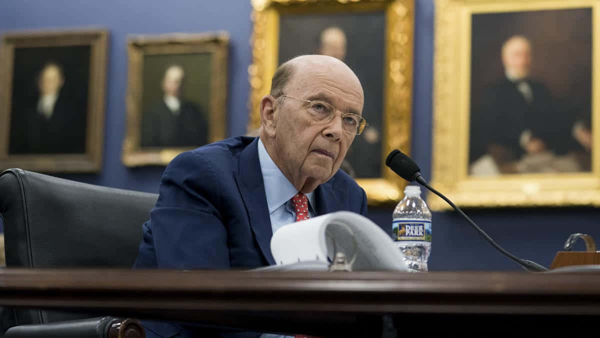 Wilbur Ross, blue suit, red tie, SD Desktop Wallpaper