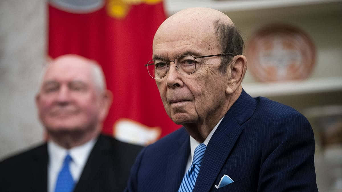 Wilbur Ross, dark pinstripe suit, glasses, SD Desktop Wallpaper