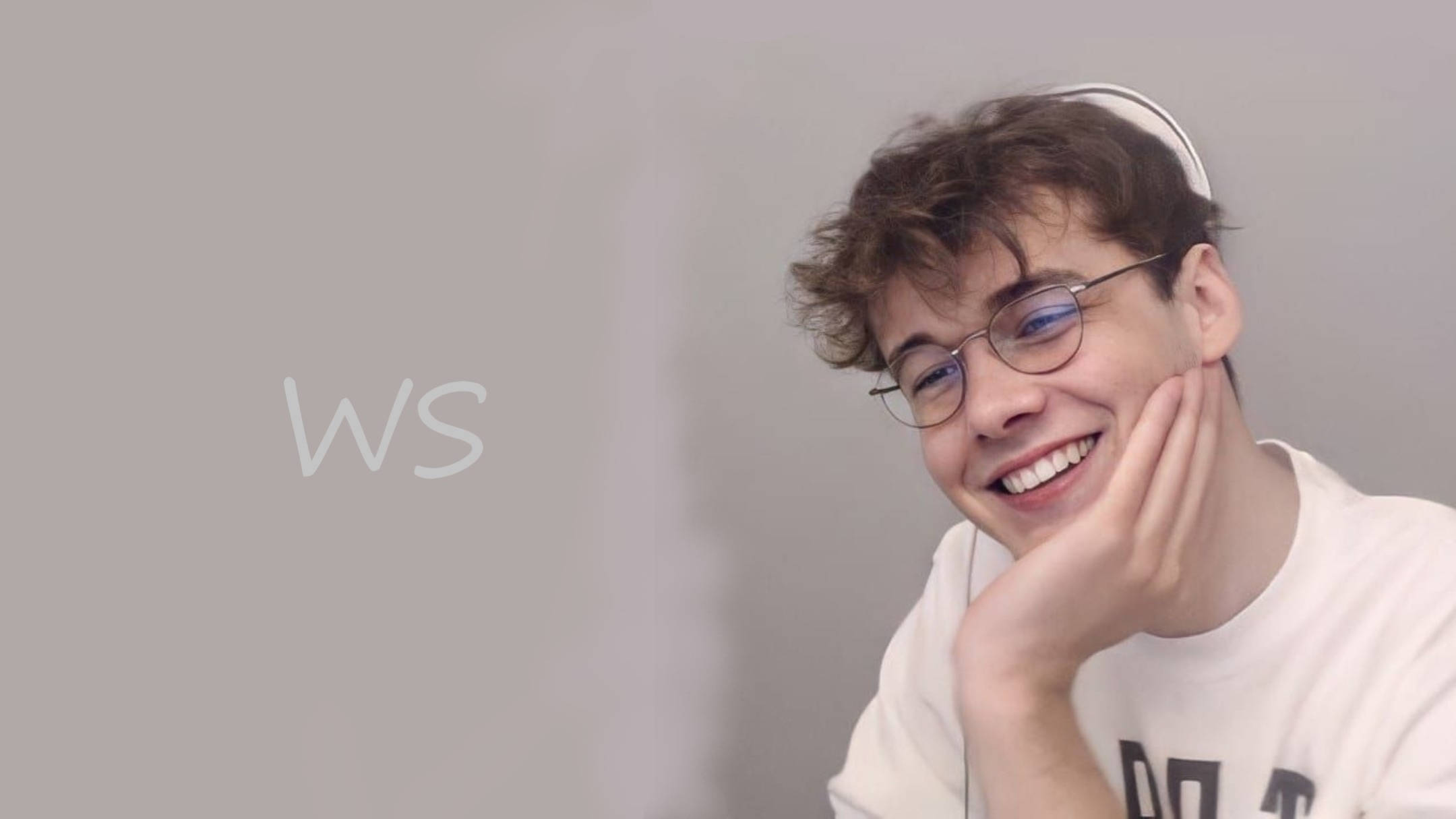 Wilbur Soot, glasses, curly hair, Full HD Desktop Wallpaper