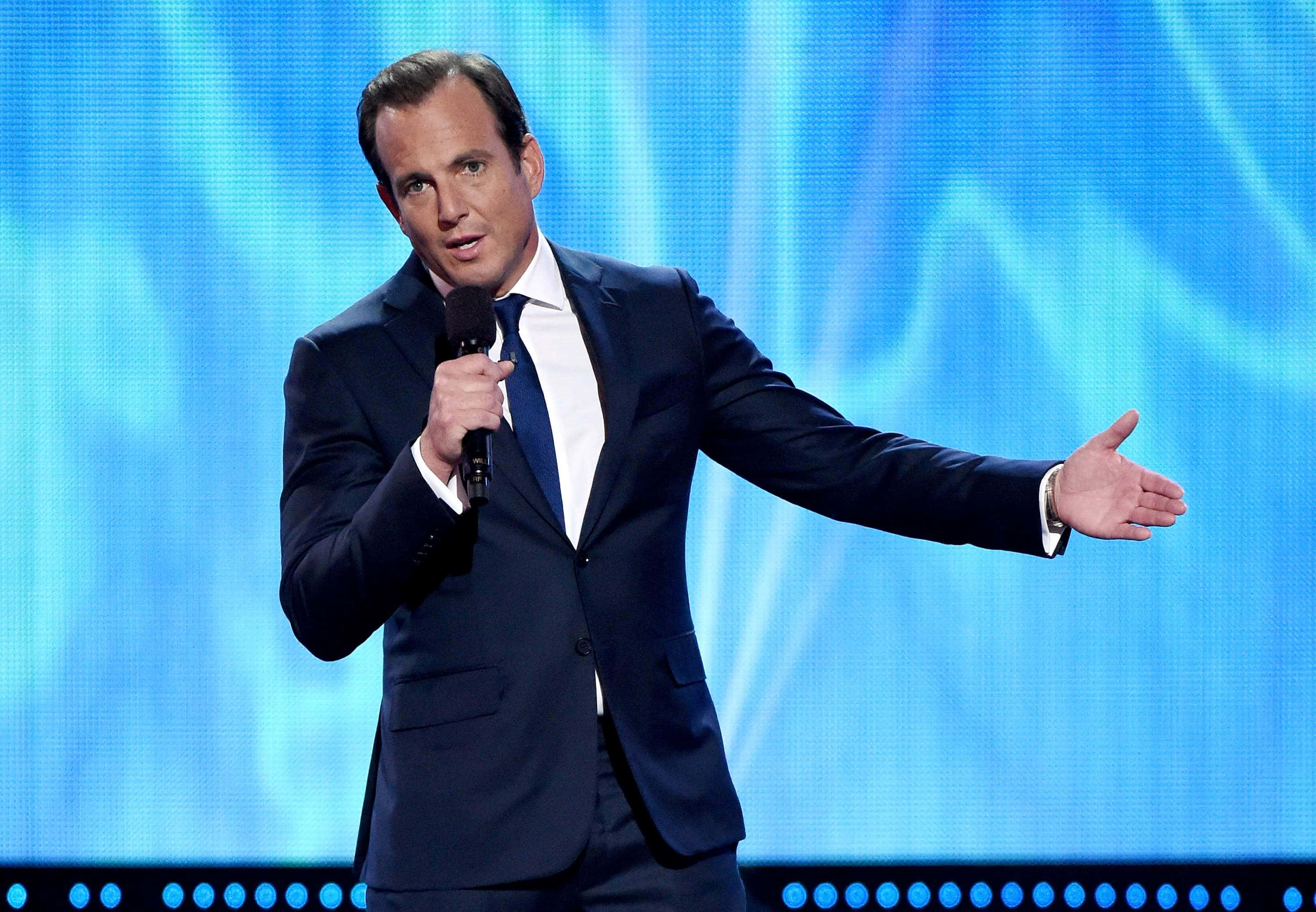 Will Arnett, 3000 x 2077, dark suit, 2K Desktop Wallpaper