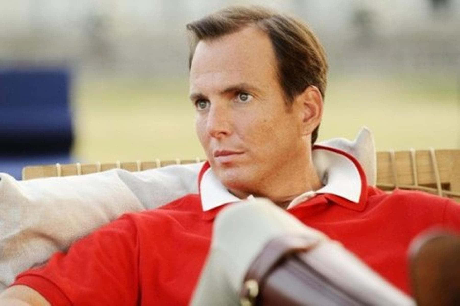 Will Arnett, red polo shirt, wooden bench, HD Desktop Wallpaper